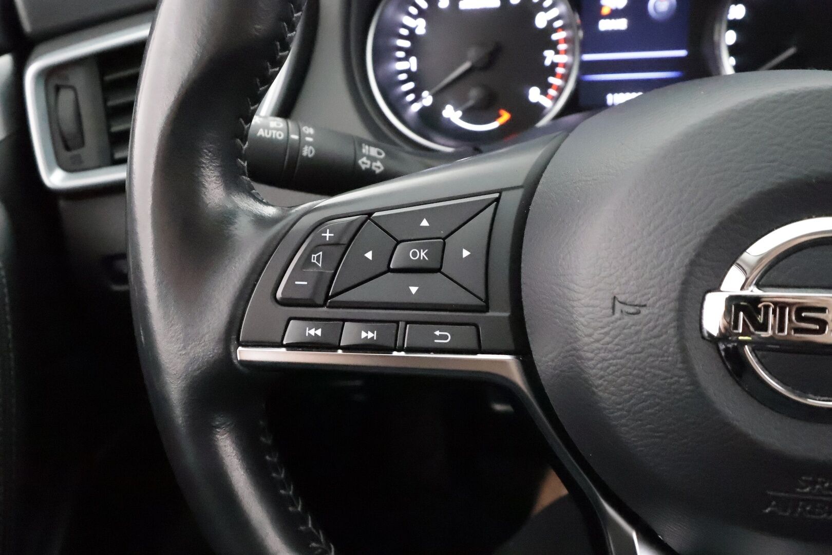 Nissan Qashqai 2020 DIG-T 160 Tekna 2WD DCT ProPilot EVAPO - | ACC | Lohko | Koukku | 360-kamera | Puolinahat | Sähköpenkki | Apple&Android | Suomi-auto | Kahdet Renkaat |