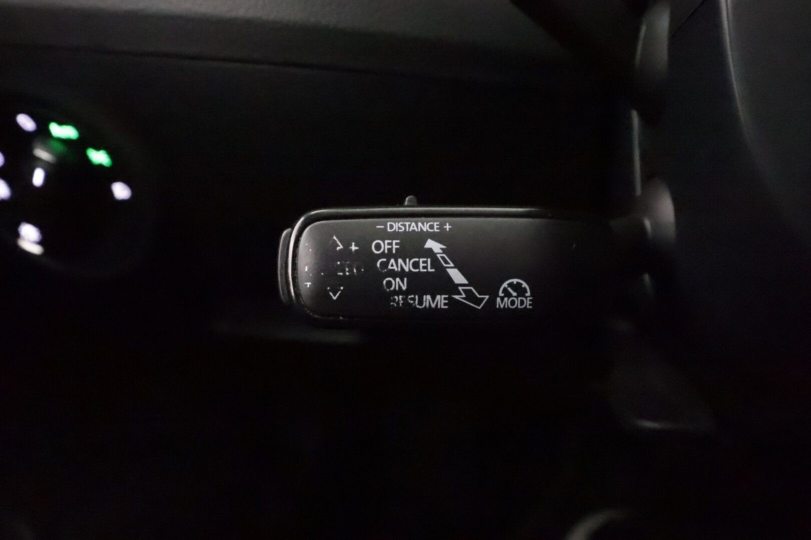 Skoda Superb 2019 2,0 TDI 150 Style BusinessLine DSG Autom. - | ACC | Webasto | Koukku | Canton | Lasikattoluukku | Muistipenkki | LED | Ratinlämmitys | Keyless | Apple&Android | 1.Om Suomi-auto | Kahdet Renkaat |