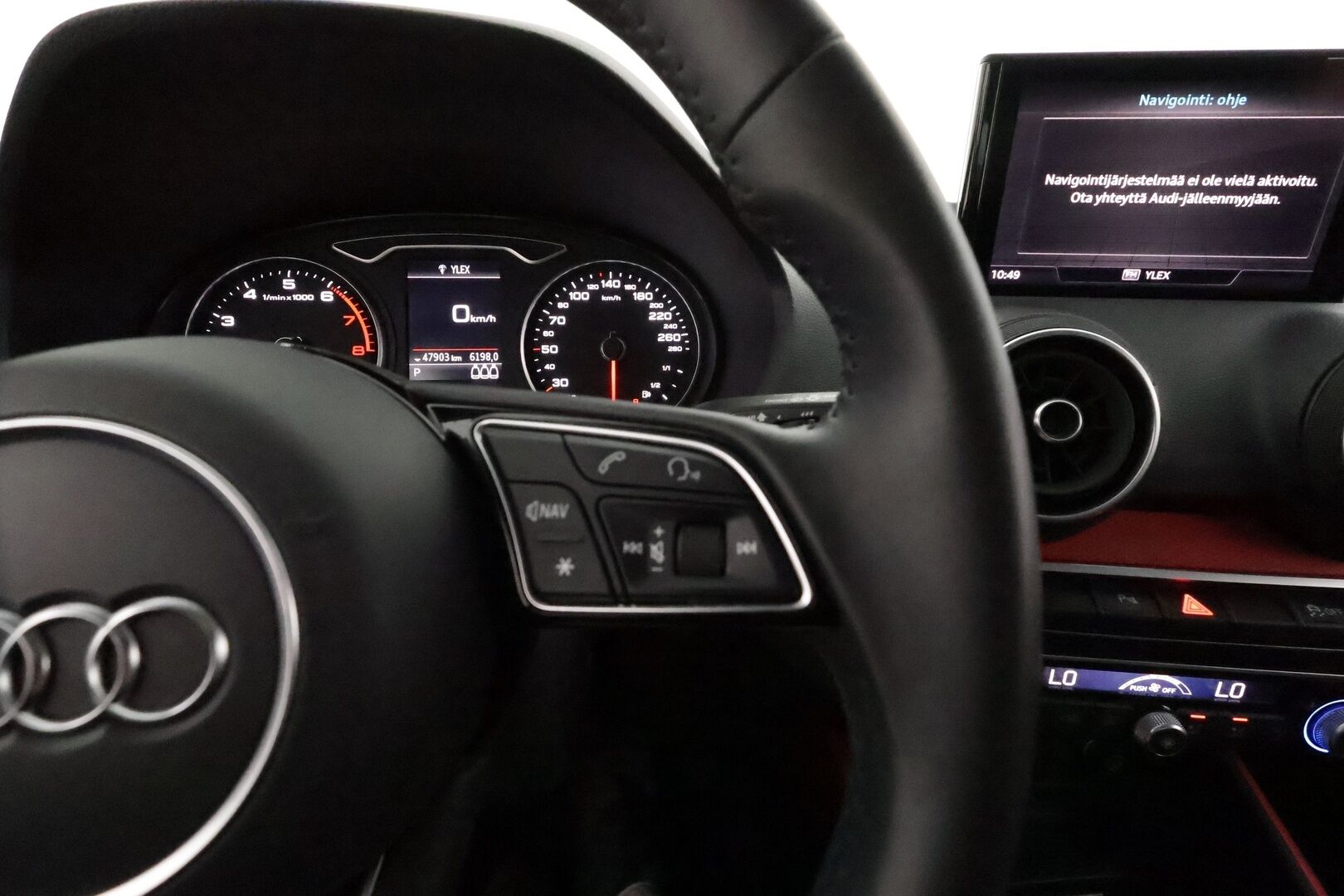 Audi Q2 2020 Business Sport 35 TFSI 110 kW S tronic **Webasto / Adapt.Vakkari / LED-valot / P.kamera / Apple&Android** - Suomi-auto / Kahdet Renkaat