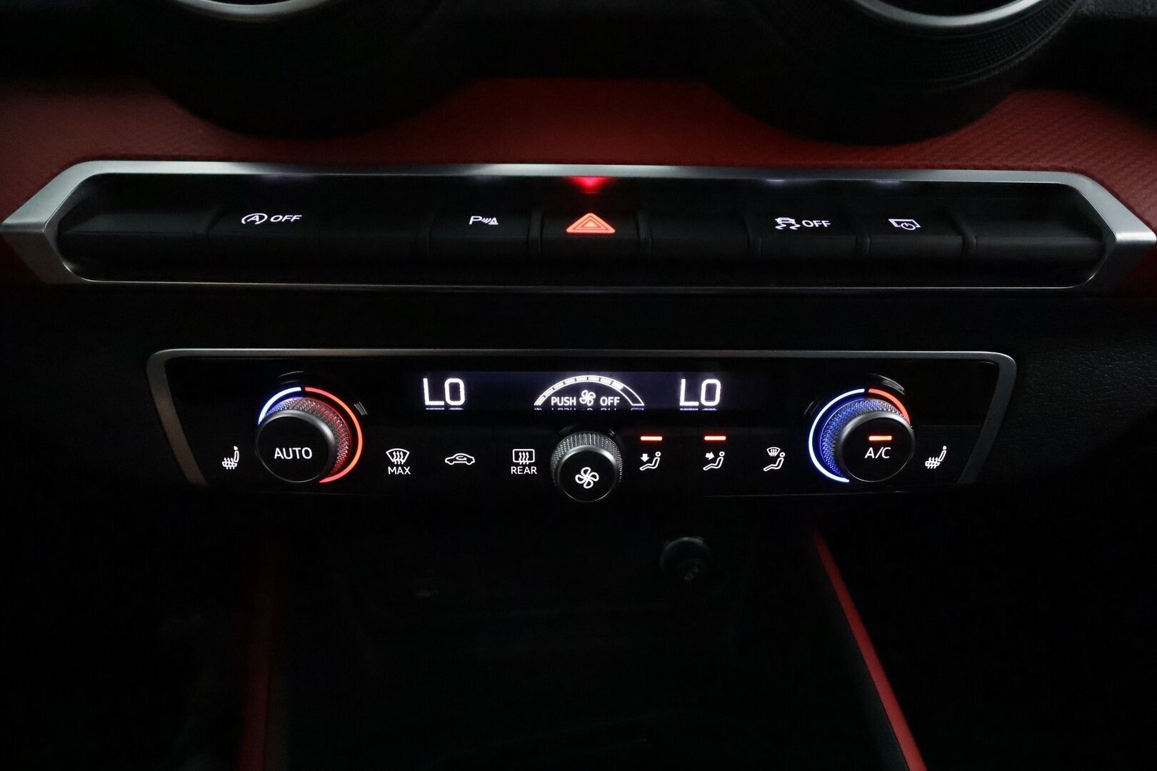 Audi Q2 2020 Business Sport 35 TFSI 110 kW S tronic **Webasto / Adapt.Vakkari / LED-valot / P.kamera / Apple&Android** - Suomi-auto / Kahdet Renkaat