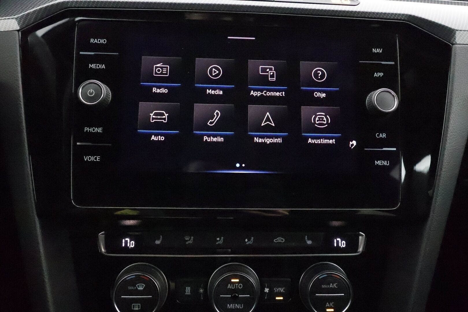 Volkswagen Arteon 2020 R-Line 2,0 TDI SCR 140 kW 4MOTION DSG-automaatti - 3,99 % KORKOTARJOUS TÄHÄN AUTOON - PA-lisälämmitin / Adapt. Vakkari / P-kamera / Kaistavahti / Nahka-alcantara Sporttipenkit / KeylessGo / Adapt. Ledit 