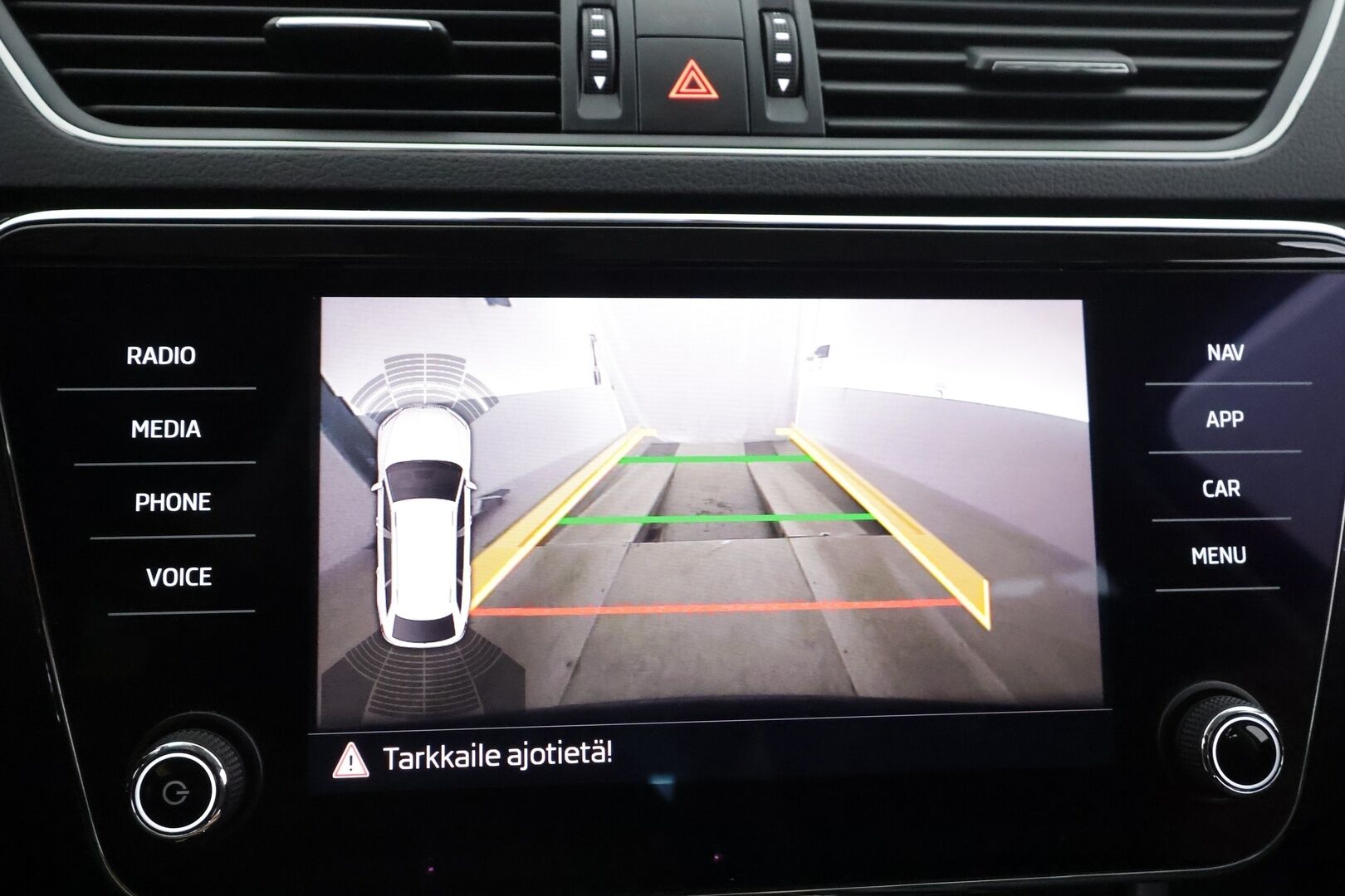 Skoda Superb 2020 Combi 2,0 TDI 150 Style DSG Autom. - | ACC | Koukku | Webasto | LED | Canton | Muistipenkki | Ratinlämmitys | P.Kamera | Keyless | Suomi-auto | Kahdet Renkaat |