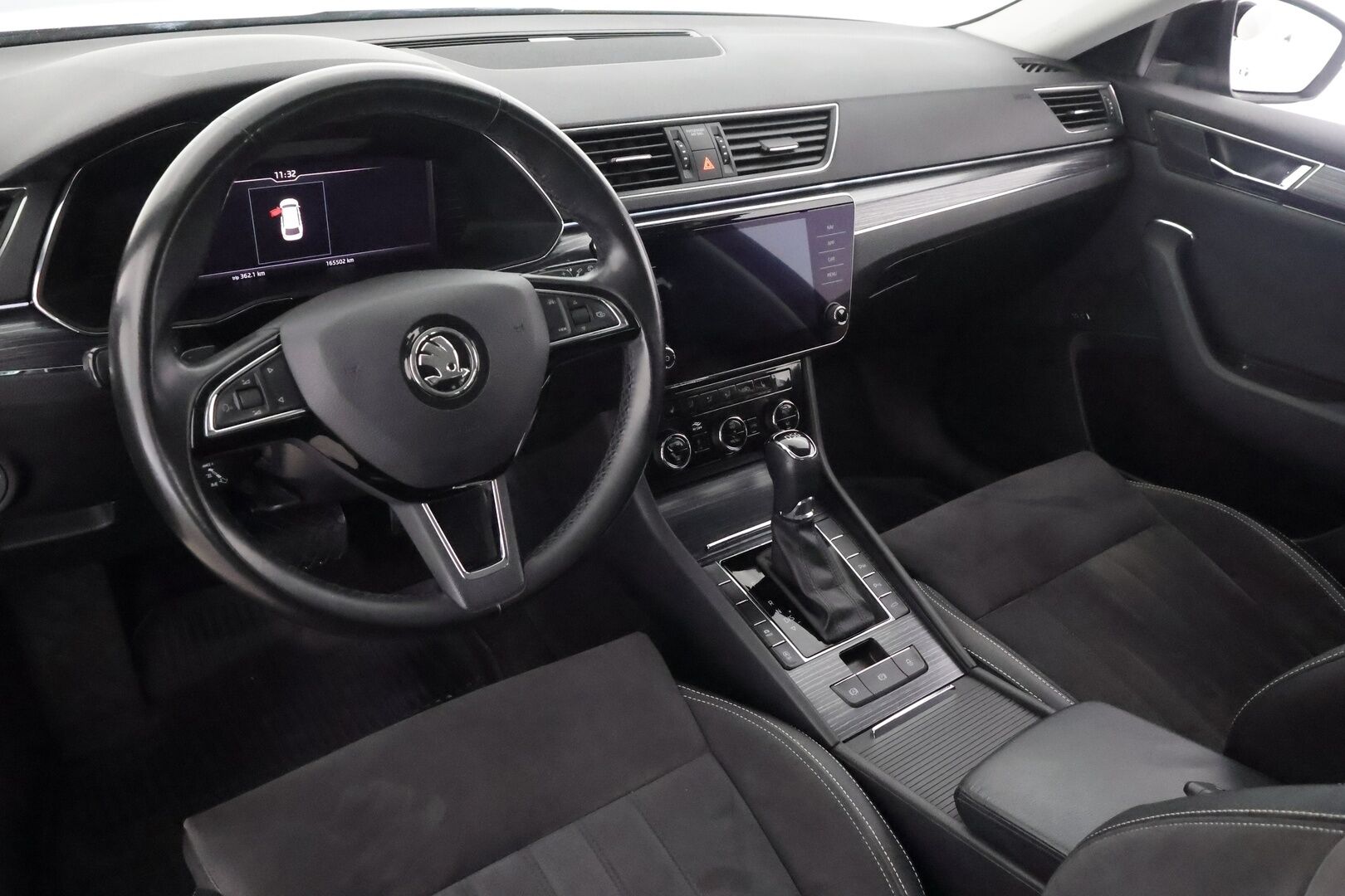 Skoda Superb 2020 Combi 2,0 TDI 150 Style DSG Autom. - | ACC | Koukku | Webasto | LED | Canton | Muistipenkki | Ratinlämmitys | P.Kamera | Keyless | Suomi-auto | Kahdet Renkaat |