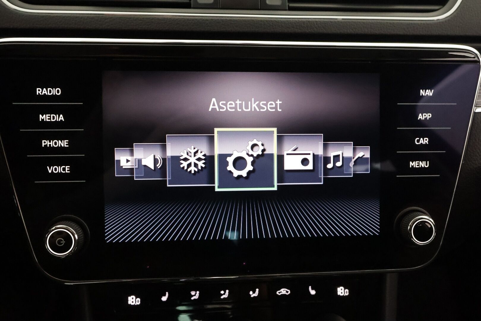 Skoda Superb 2020 Combi 2,0 TDI 150 Style DSG Autom. - | ACC | Koukku | Webasto | LED | Canton | Muistipenkki | Ratinlämmitys | P.Kamera | Keyless | Suomi-auto | Kahdet Renkaat |