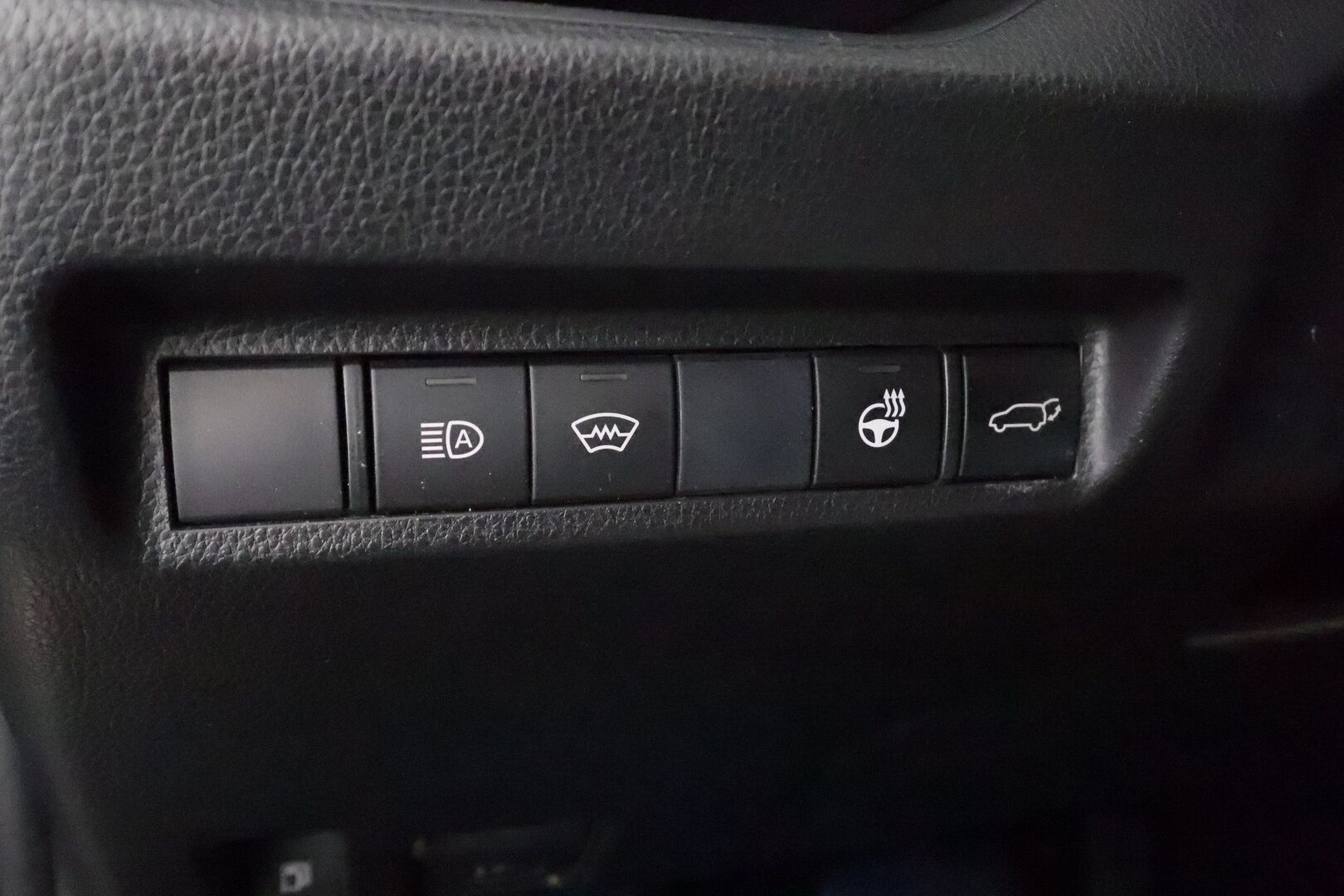 Toyota RAV4 2020 2,5 Hybrid Active Edition * ACC / LED / P.Kamera / Sisätilanlämmitin / Kaistavahti / Navi / Keyless * - Suomi-auto / Kahdet renkaat aluvanteilla / Merkkihuollot - HULLUT AVAJAISHULINAT KORKOTARJOUS 3,29 %