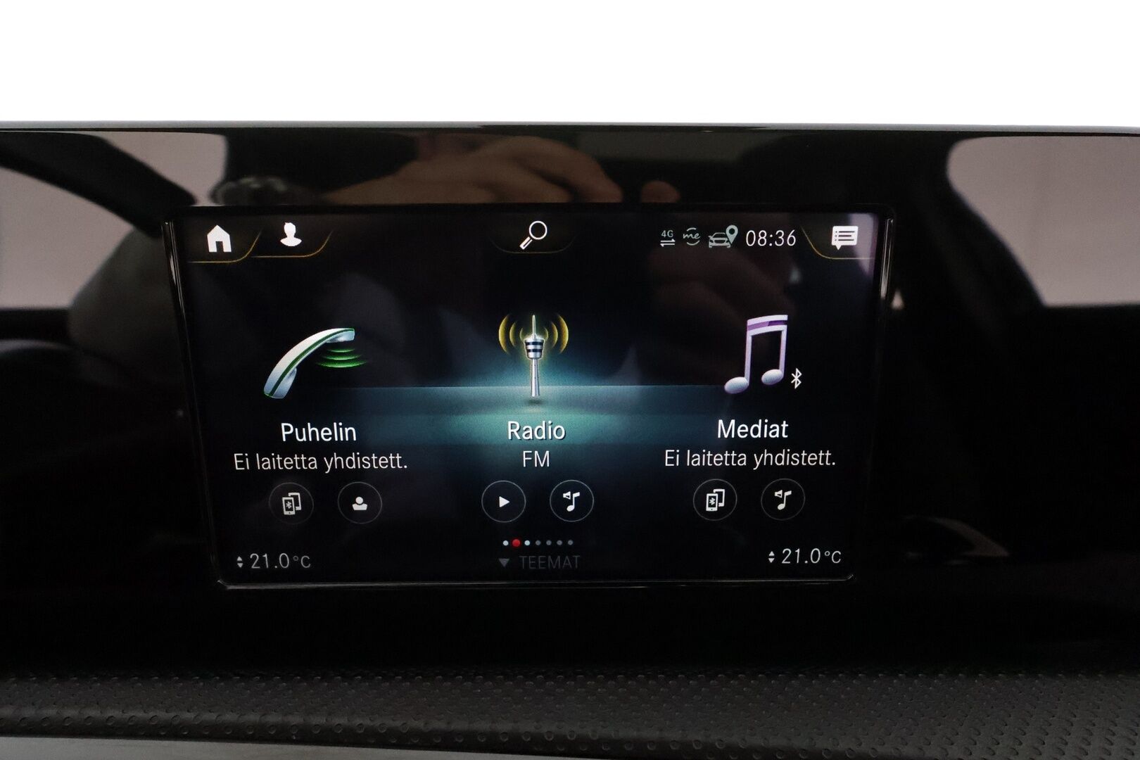 Mercedes-Benz A 2019 180 A ** Lasikattoluukku / P.Kamera / LED-High Performance / Sporttipenkit / Kaistavahti / Vakkari / Aut.Ilmastointi ** - 2x Renkaat