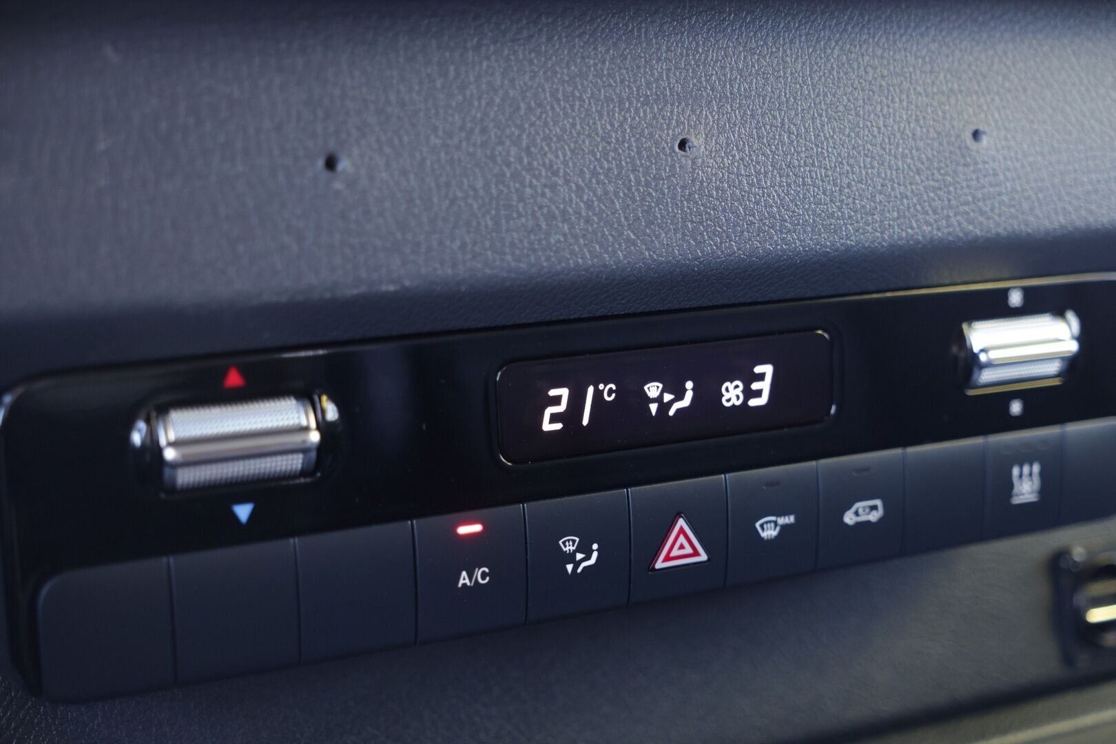 Mercedes-Benz Sprinter 2020 319CDI RWD-3,5/37 KB keskipitkä A2 A *Matkailuautoksi rakennettu, Pienet verot!* - |Webasto | Vakkari | Hyvällä historialla | Matkailuautoksi rakennettu, Pienet verot!