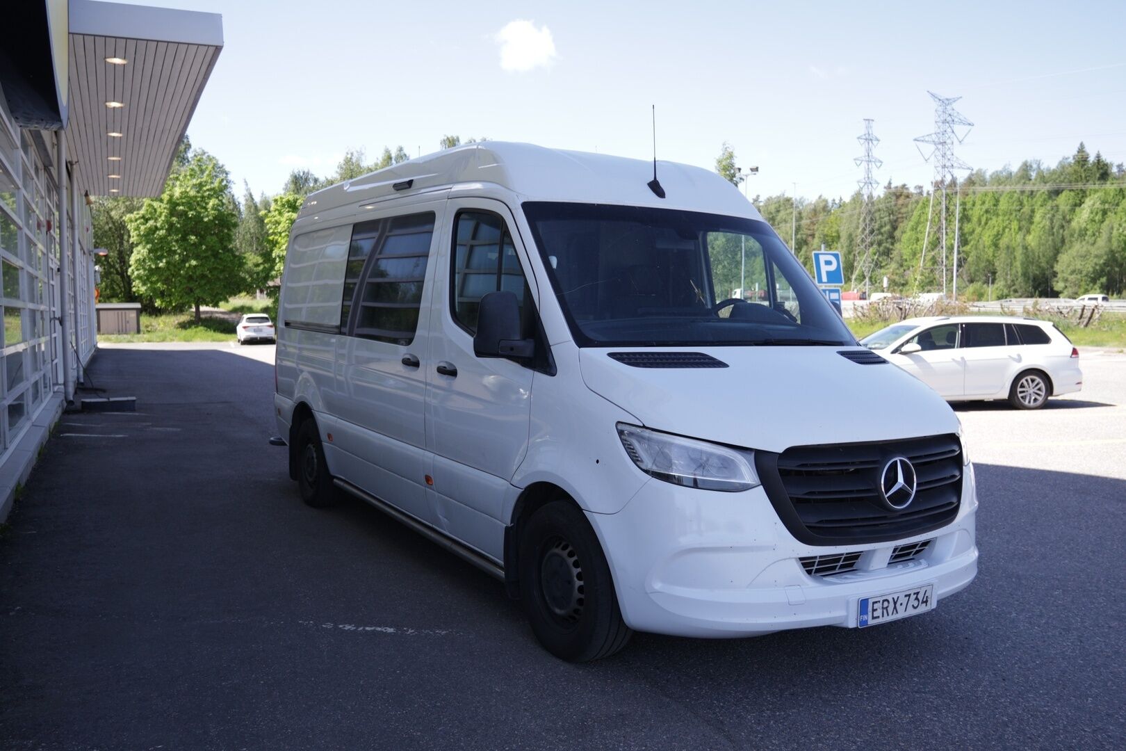 Mercedes-Benz Sprinter 2020 319CDI RWD-3,5/37 KB keskipitkä A2 A *Matkailuautoksi rakennettu, Pienet verot!* - |Webasto | Vakkari | Hyvällä historialla | Matkailuautoksi rakennettu, Pienet verot!