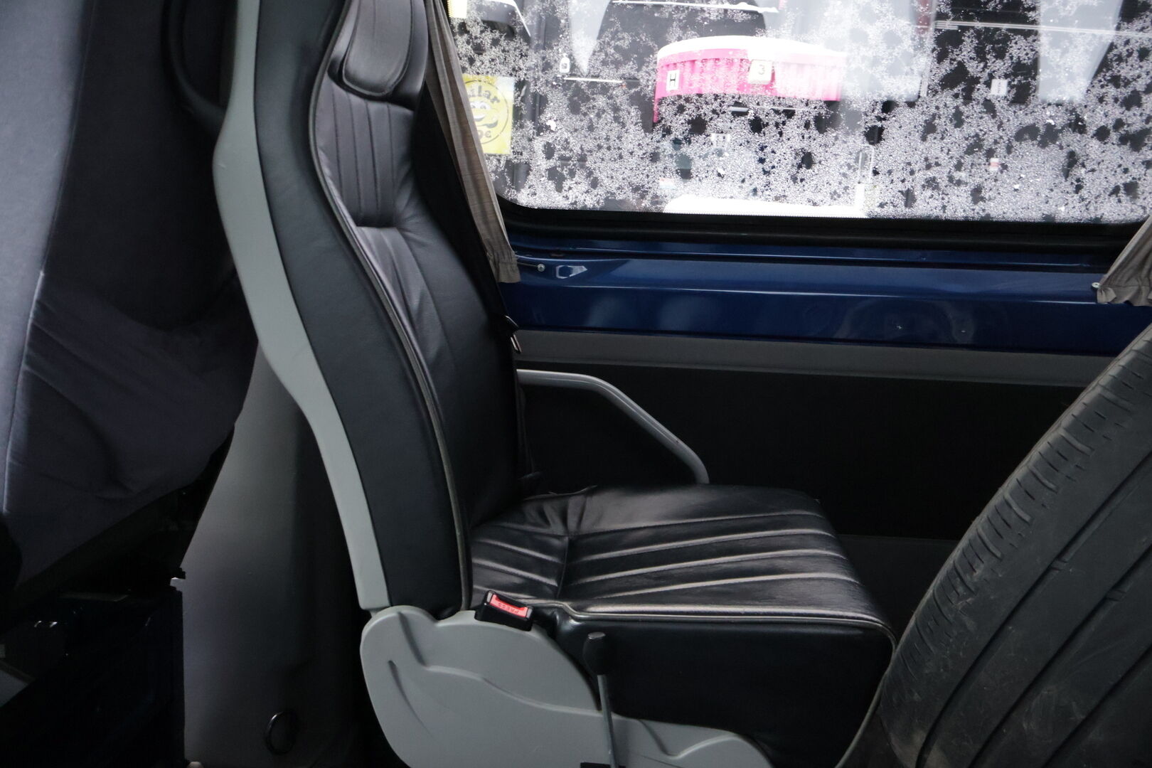 Volkswagen Crafter 2012 Carsport 35 PRO Kombi 2,0 TDI 100 kW YritysOutlet - Myydään vain yrityksille - -Tämä auto myydään YritysOutlet -valikoimasta vain yritykselle 