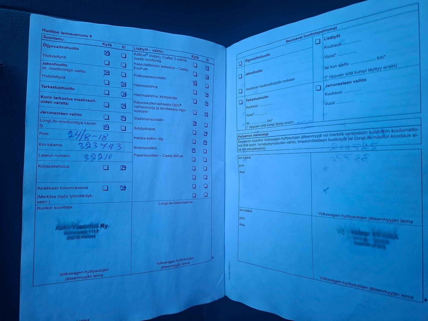 Volkswagen Crafter 2012 Carsport 35 PRO Kombi 2,0 TDI 100 kW YritysOutlet - Myydään vain yrityksille - -Tämä auto myydään YritysOutlet -valikoimasta vain yritykselle 