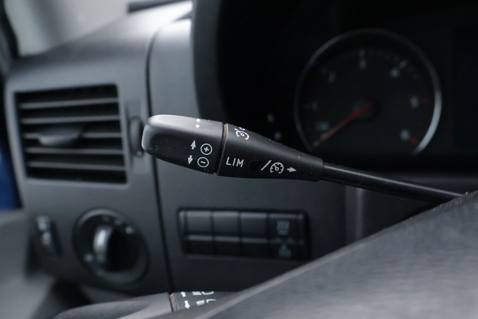 Volkswagen Crafter 2012 Carsport 35 PRO Kombi 2,0 TDI 100 kW YritysOutlet - Myydään vain yrityksille - -Tämä auto myydään YritysOutlet -valikoimasta vain yritykselle 