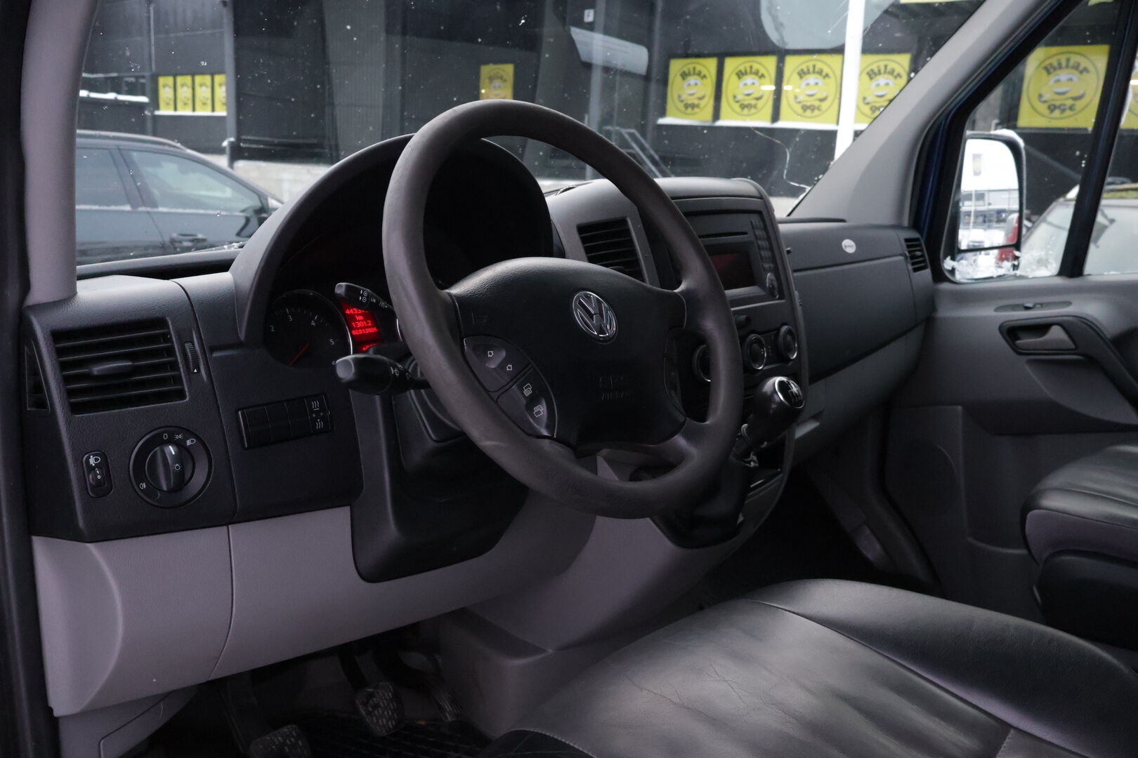 Volkswagen Crafter 2012 Carsport 35 PRO Kombi 2,0 TDI 100 kW YritysOutlet - Myydään vain yrityksille - -Tämä auto myydään YritysOutlet -valikoimasta vain yritykselle 