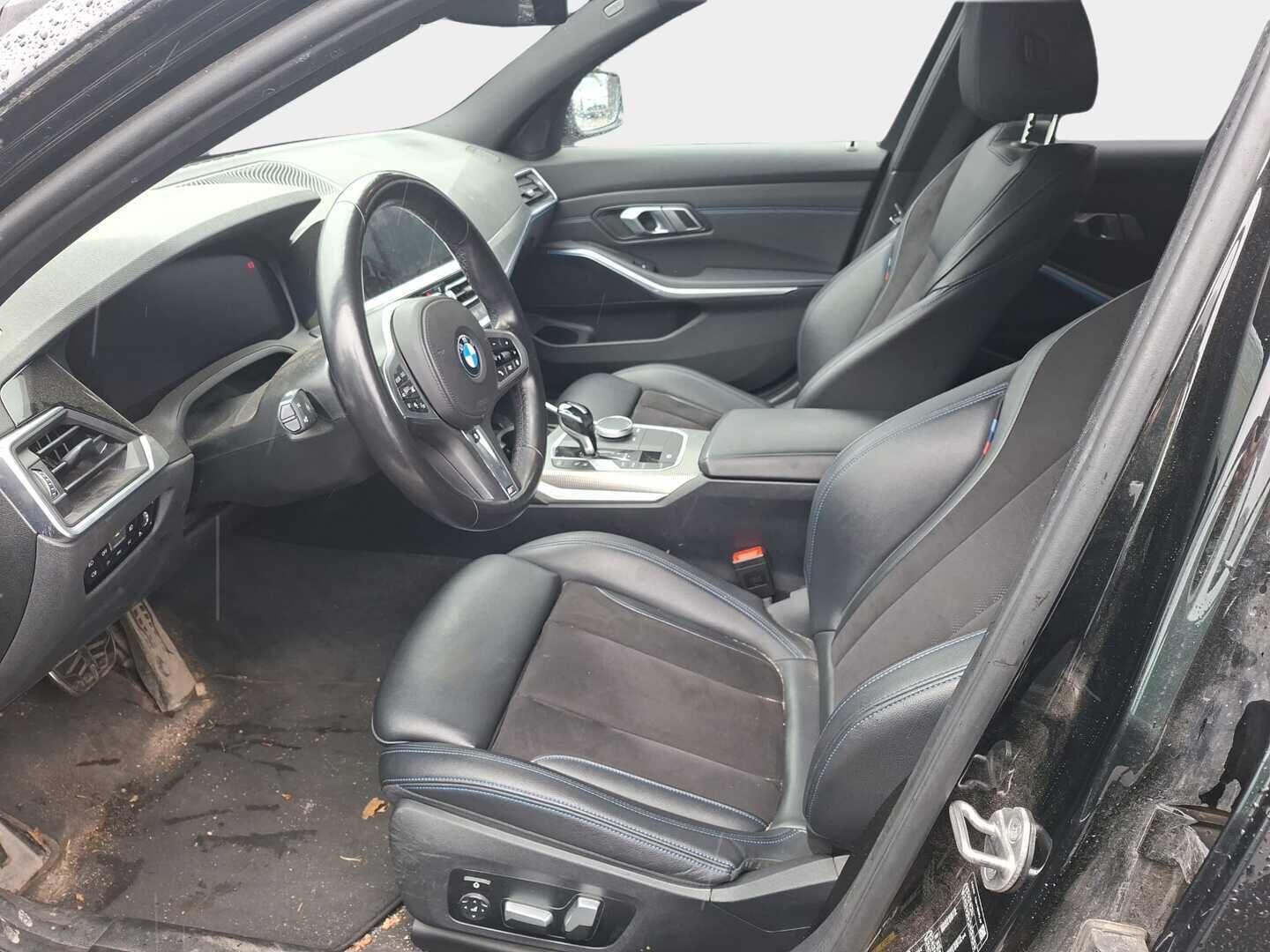 BMW 330e 2021 G21 Touring 330e xDrive M-Sport  - | Muistipenkki | Shadowline | ACC | LED | Sähköpenkit | Lane assist | Koukku | 