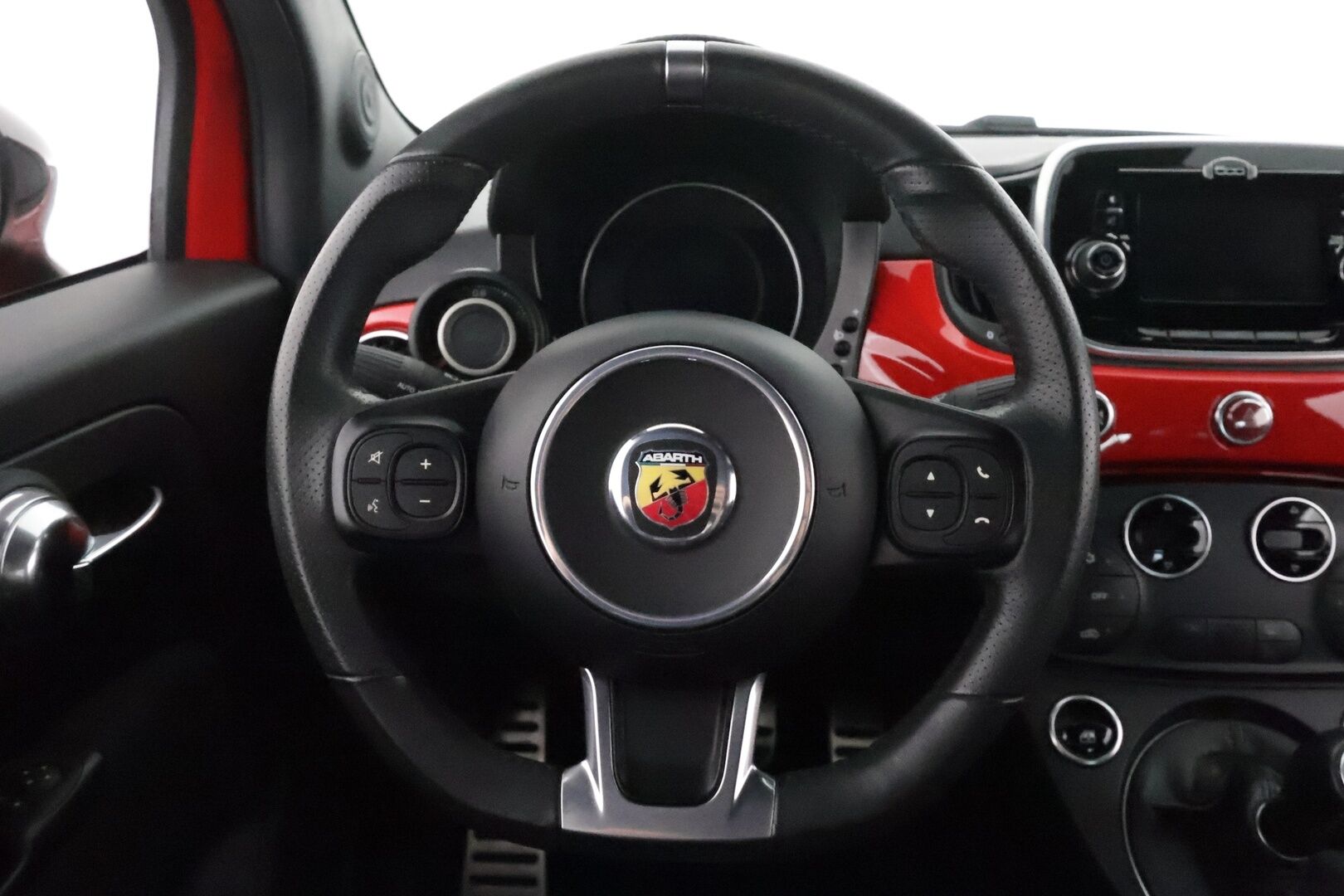 Fiat-Abarth 500 2019 595 1.4 T-JET **Facelift / Sport-alusta / Sporttipenkit / Bluetooth / Lohkolämmitin**