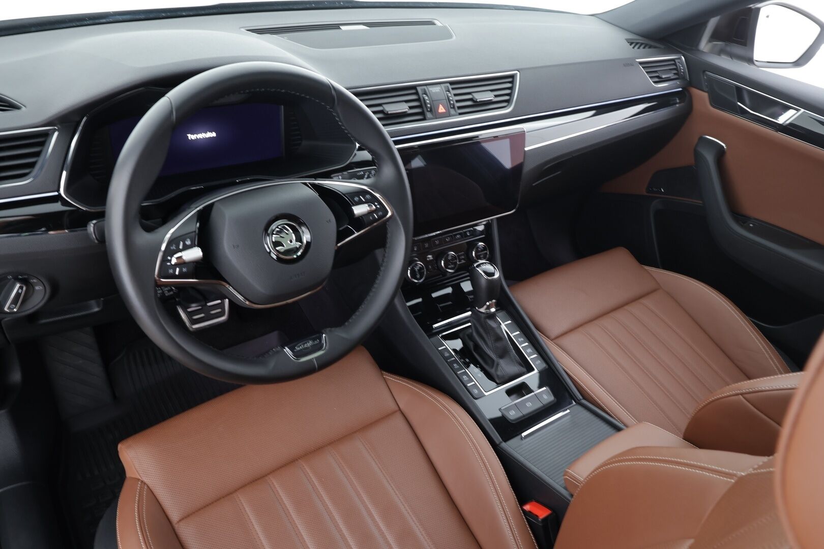 Skoda Superb 2022 Skoda superb combi 1.4 TSI PHEV L&K iV DSG. * Panorama / Canton / ACC / Matrix-LED / 360 kamera / Muistipenkki / Navi * - 1.om Suomi-auto / Kahdet renkaat / koti & kauppalaturi - HULLUT JOULUT KORKOTARJOUS 2,49% 