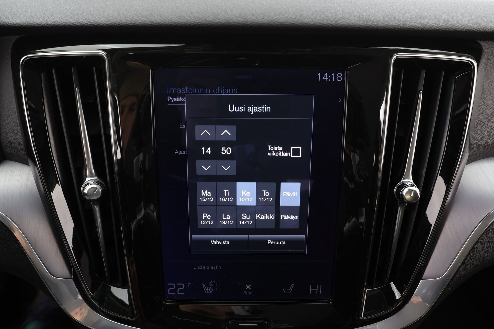 Volvo V60 2022 B4 D-MHEV Business Edition aut * ACC / P.kamera / Full LED / Webasto / Koukku / Navi / KeylessGo / Sähköluukku * - 1.Om Suomi-auto / Kahdet renkaat aluvanteilla - HULLUT JOULUT KORKOTARJOUS 2,49% 