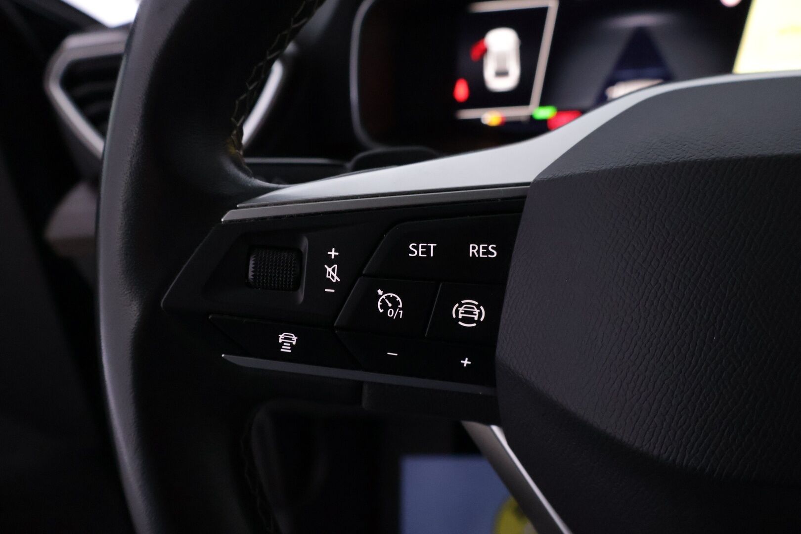 Seat LEON SPORTSTOURER 2022 1,4 PHEV 204 eHybri Xcellence - | Koukku | ACC | LED | P.Kamera | Navi | Kaistavahti | S.luukku | Digimmattari