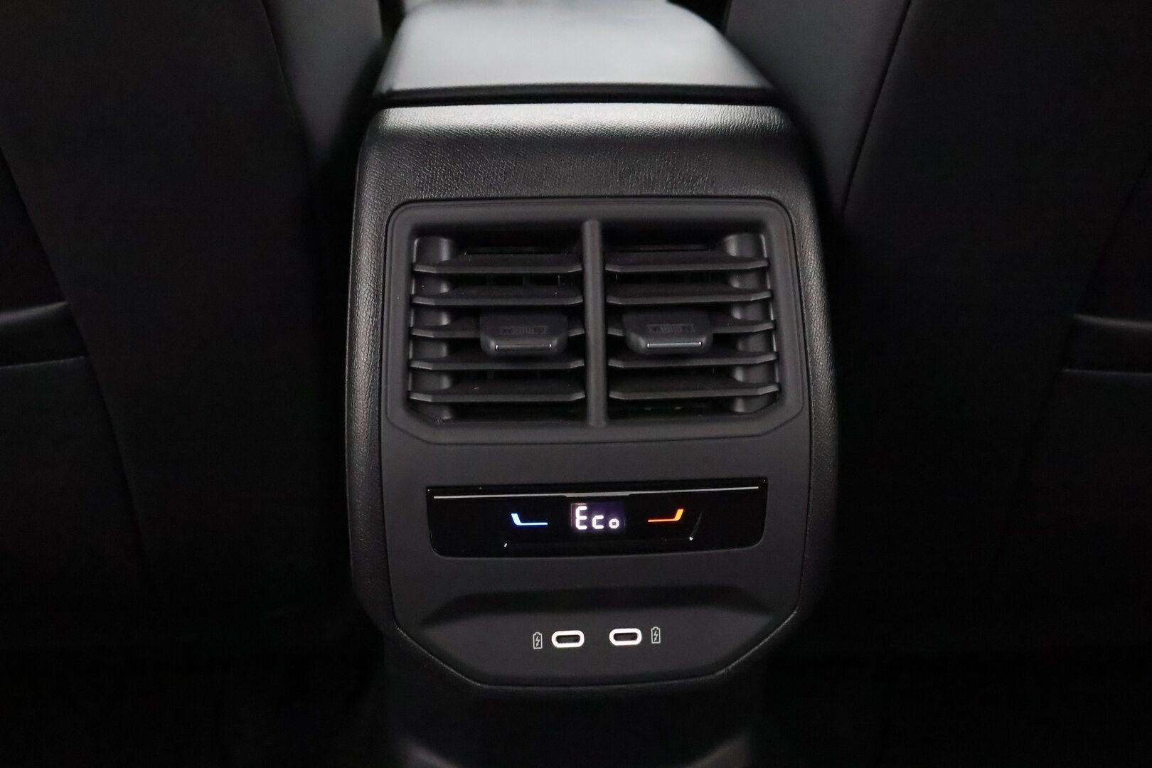 Seat Leon 2021 1,4 PHEV 204 eHybrid FR DSG - Adapt.Vakkari / Vetokoukku / Digimittari / Navi / Puolinahat /  LED / Keyless / Lohko / Ratinlämmitin / Merkkihuollettu! 