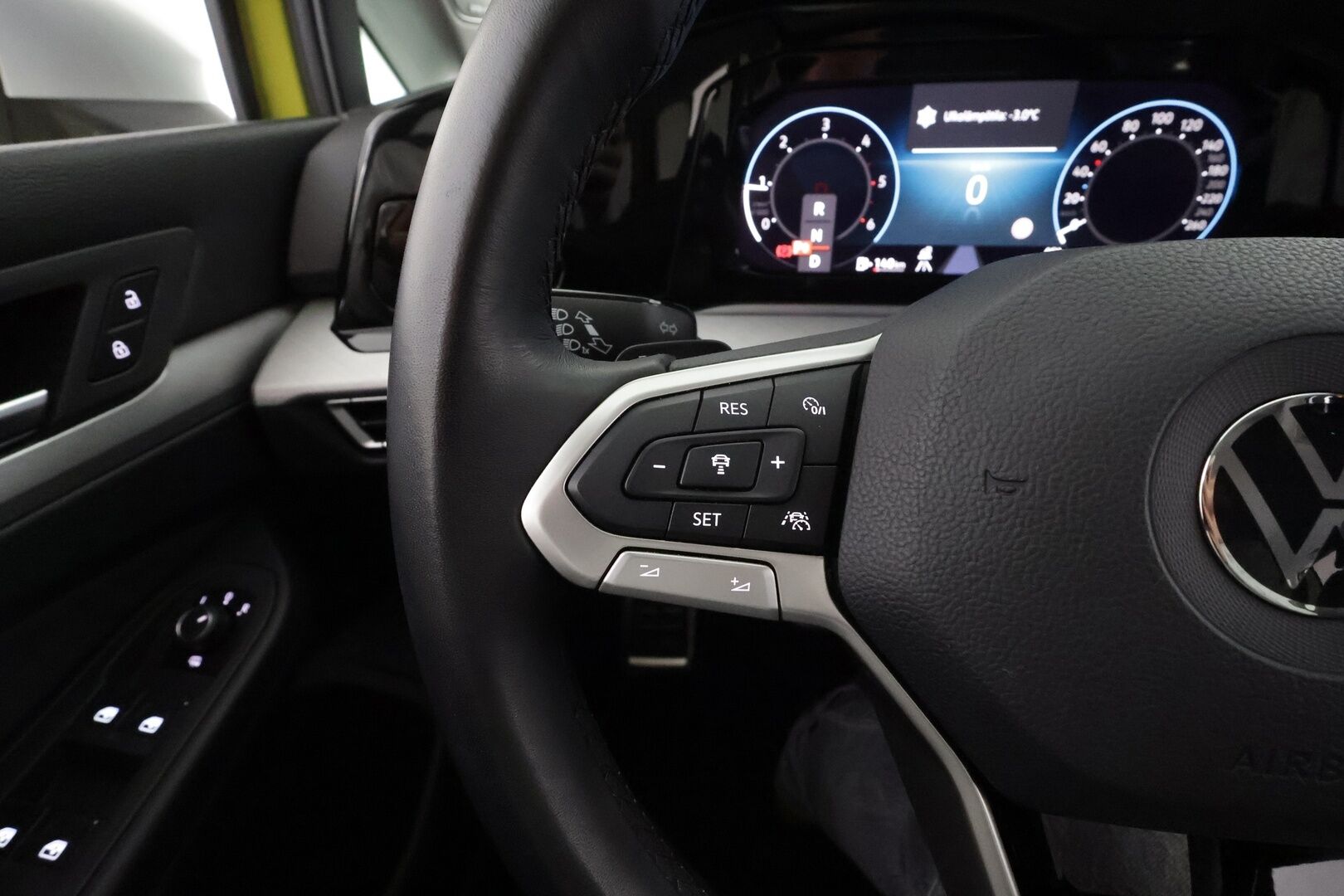 Volkswagen Golf 2022 Variant Alltrack 2,0 TDI 147 kW 4MOTION DSG. *ACC / Harman/Kardon / Webasto / P-Kamera / Keyless / Apple & Android * - 1.Om Suomi-auto / Kahdet renkaat