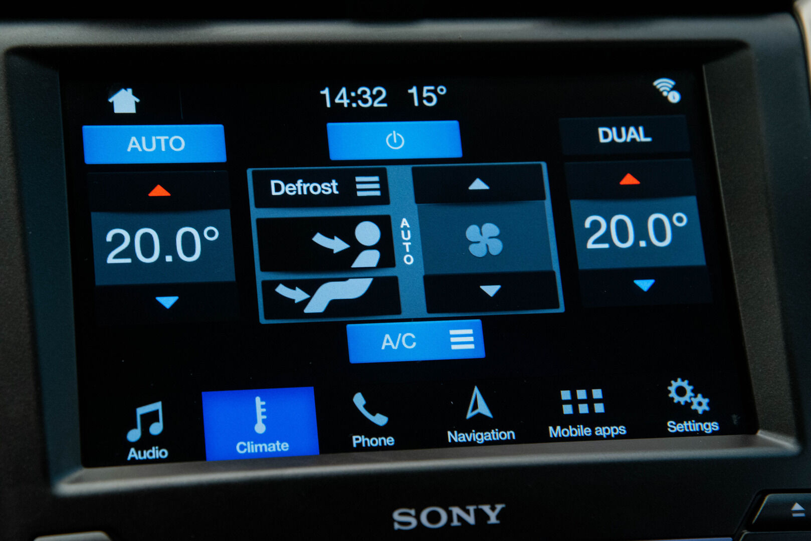 FORD Mondeo 2018 2,0 187hv Hybrid eCVT Vignale HEV * Dynamic LED / Navi / P.kamera / Upea ja taloudellinen! / Lohko / Ilmastoidut nahat *