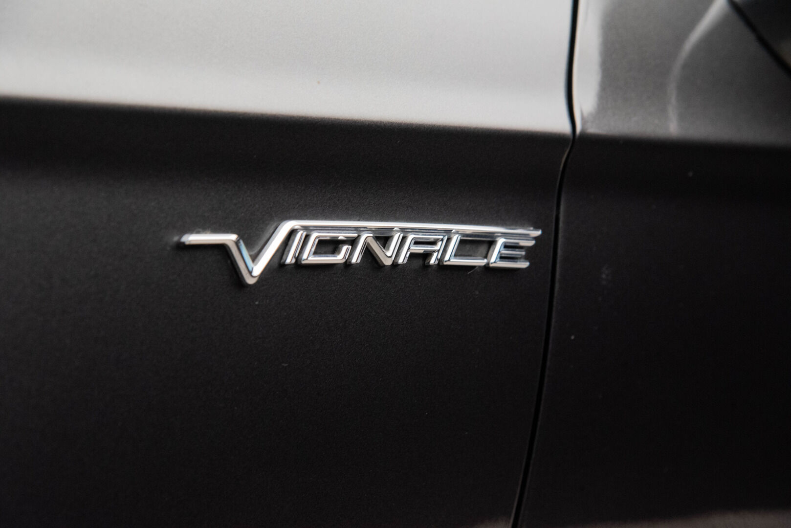 FORD Mondeo 2018 2,0 187hv Hybrid eCVT Vignale HEV * Dynamic LED / Navi / P.kamera / Upea ja taloudellinen! / Lohko / Ilmastoidut nahat *