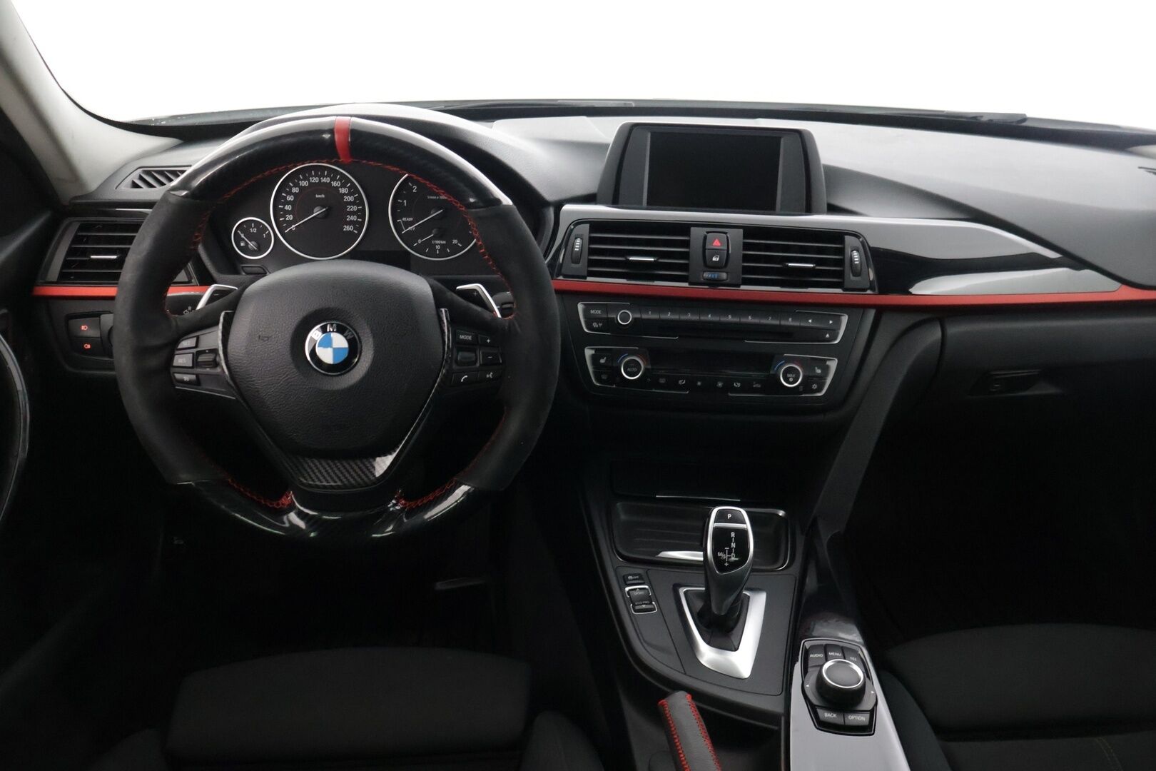 BMW 328 2012 TwinPower Turbo Sport A F30 Sedan * M-Sport look / Sporttipenkit / vakkari / Xenon * - * Siisti / 2x renkaat ja vanteet / Juuri katsastettu *