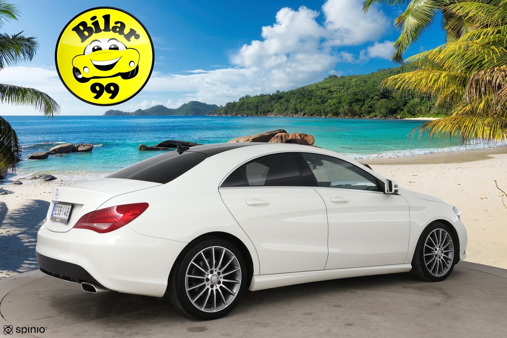 Mercedes-Benz CLA 2016 200 Sedan / P. Kamera / Nahkasisusta / Vakkari / 2x Renkaat / AMG Styling - Fiksut kilometrit & 2x renkaat aluvantein!