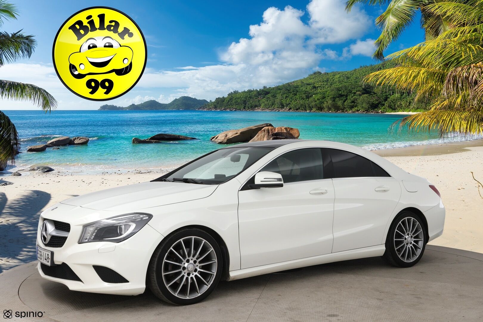 Mercedes-Benz CLA 2016 200 Sedan / P. Kamera / Nahkasisusta / Vakkari / 2x Renkaat / AMG Styling - Fiksut kilometrit & 2x renkaat aluvantein!