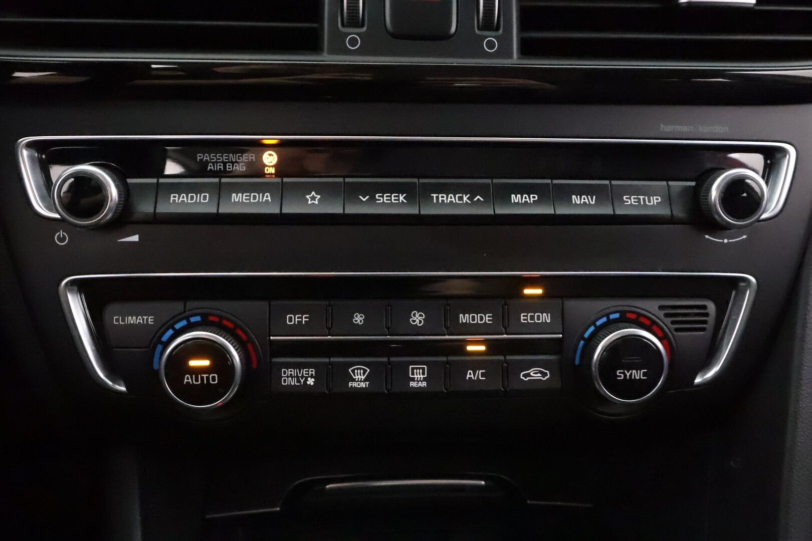 Kia Optima 2021 2,0 GDI PHEV Business Luxury SW A/T - | SCC | Koukku | Lohko | H/K | Muistipenkki | 360-Kamera | Ilmastoidut Nahat | Keyless | Apple&Android | 1.Om Suomi-auto | Kahdet renkaat |