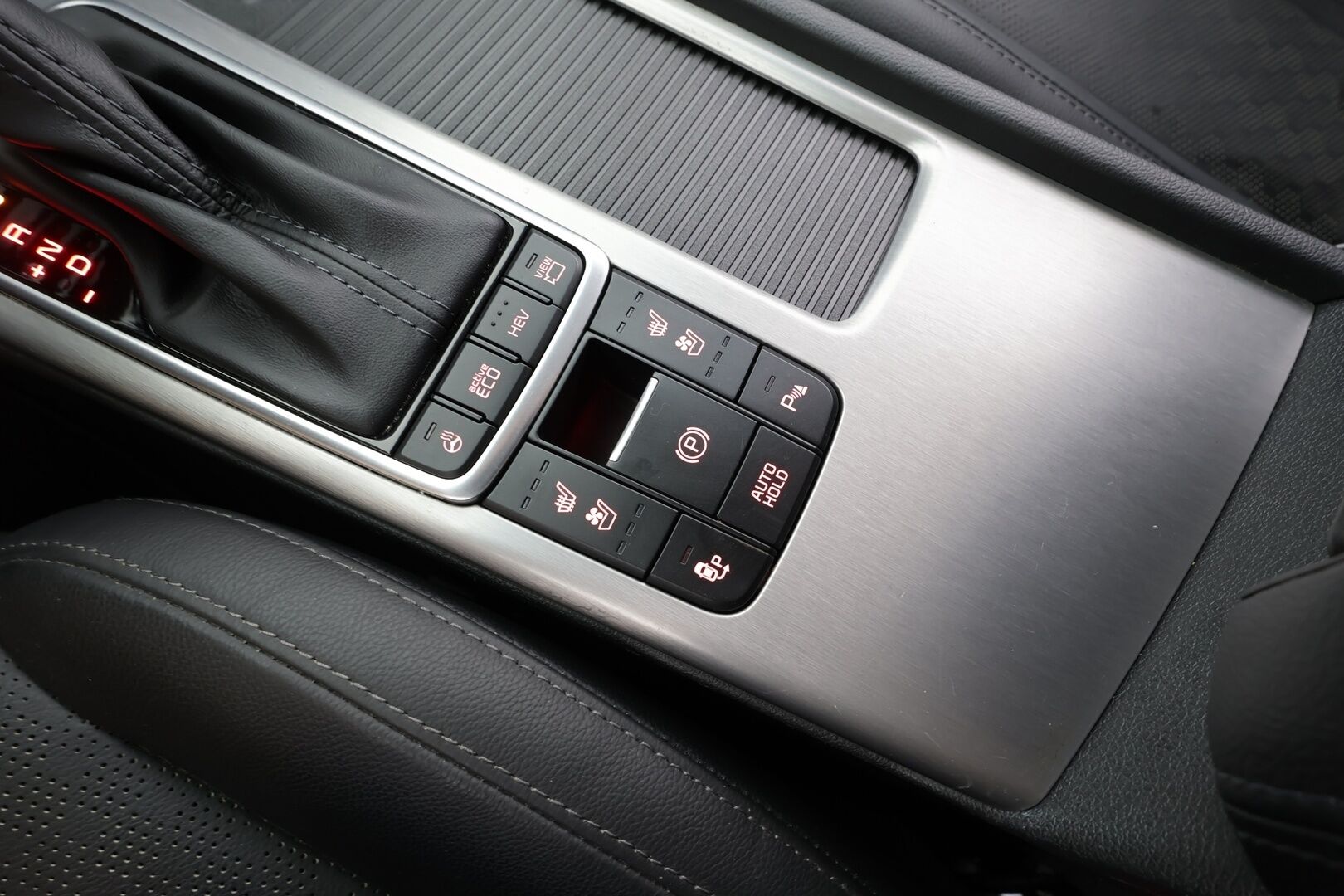 Kia Optima 2021 2,0 GDI PHEV Business Luxury SW A/T - | ACC | Koukku | Ilmastoidut sähkönahat | Harman//Kardon | 360° | Muistipenkki | LED | BSM | LKA | Suomi-auto | Lohko+sisälämmitin |