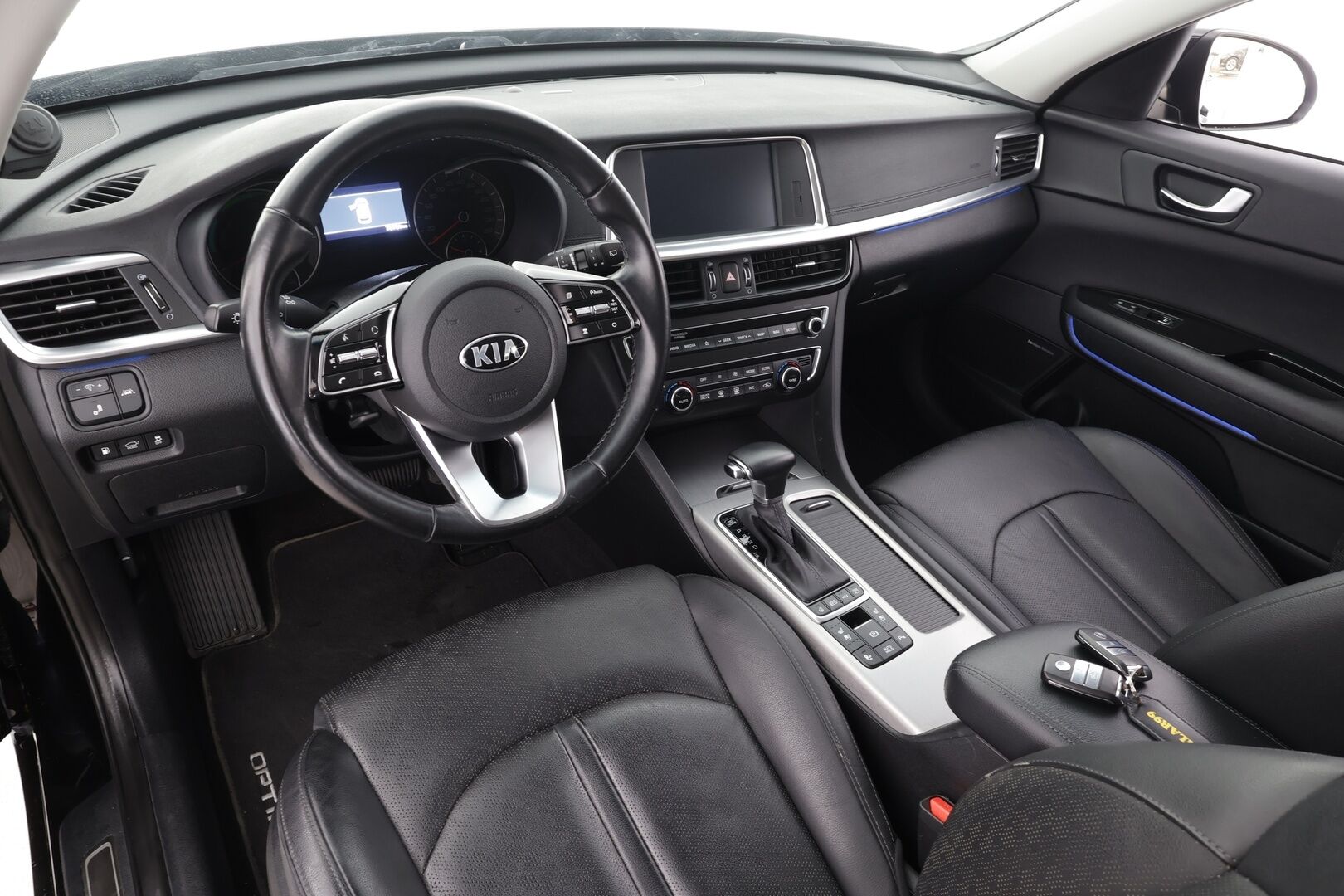 Kia Optima 2021 2,0 GDI PHEV Business Luxury SW A/T - | ACC | Koukku | Ilmastoidut sähkönahat | Harman//Kardon | 360° | Muistipenkki | LED | BSM | LKA | Suomi-auto | Lohko+sisälämmitin |