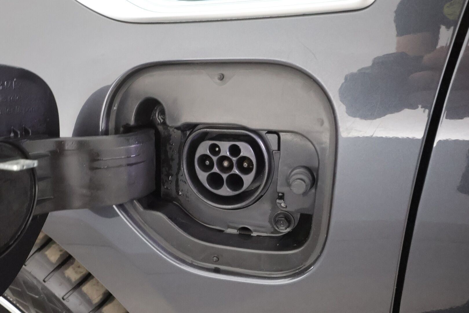 Kia Optima 2021 2,0 GDI PHEV Business Luxury SW A/T - | ACC | 360° | Harman/Kardon | Ilm. sähkönahat | Muistipenkki | BSW | LKA | LED | Sähk. takaluukku | 1-om suomiauto | 2x renkaat aluin | ALV |