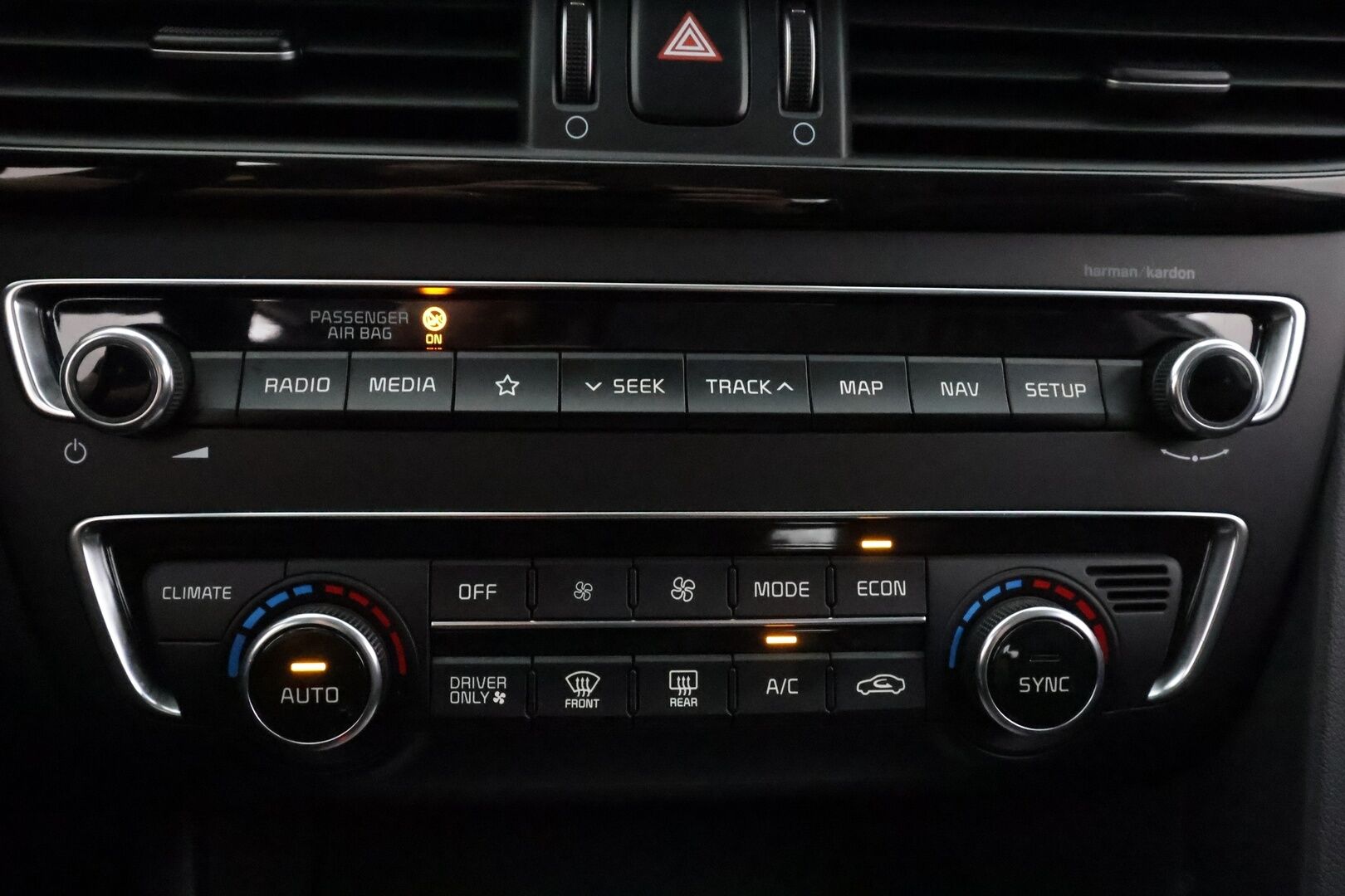 Kia Optima 2021 2,0 GDI PHEV Business Premium SW A/T - | ACC | Koukku | Harman/Kardon | Muistipenkki | Puolinahat | P.kamera | Keyless | Lane Assist | Apple & Android | Lämm. ratti | 1-om suomiauto |