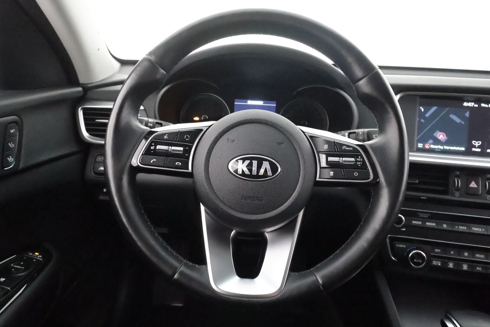 Kia Optima 2021 2,0 GDI PHEV Business Premium SW A/T - | ACC | Koukku | Harman/Kardon | Muistipenkki | Puolinahat | P.kamera | Keyless | Lane Assist | Apple & Android | Lämm. ratti | 1-om suomiauto |