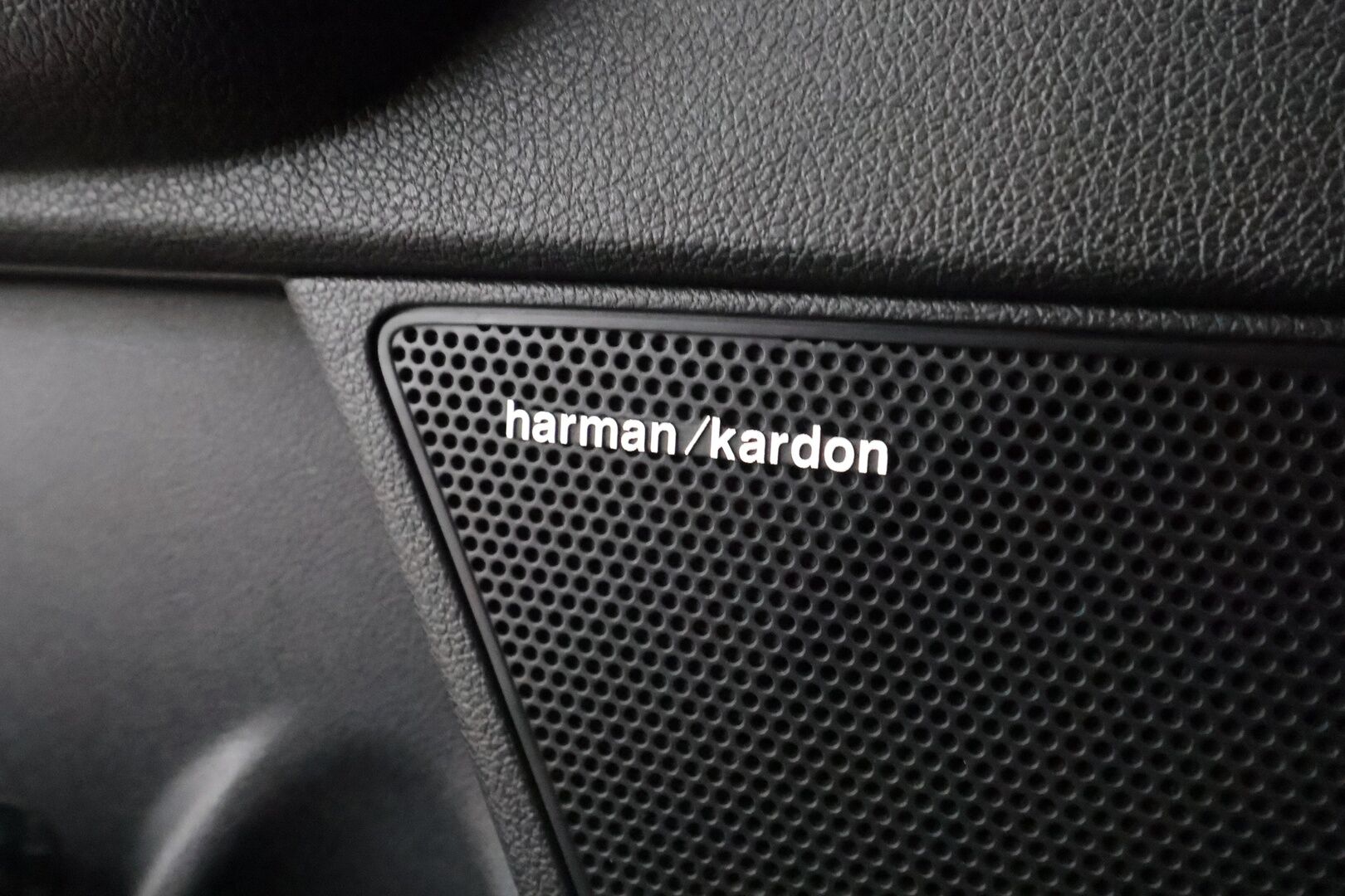 Kia Optima 2021 2,0 GDI PHEV Business Premium SW A/T - | ACC | Koukku | Harman/Kardon | Muistipenkki | Puolinahat | P.kamera | Keyless | Lane Assist | Apple & Android | Lämm. ratti | 1-om suomiauto |