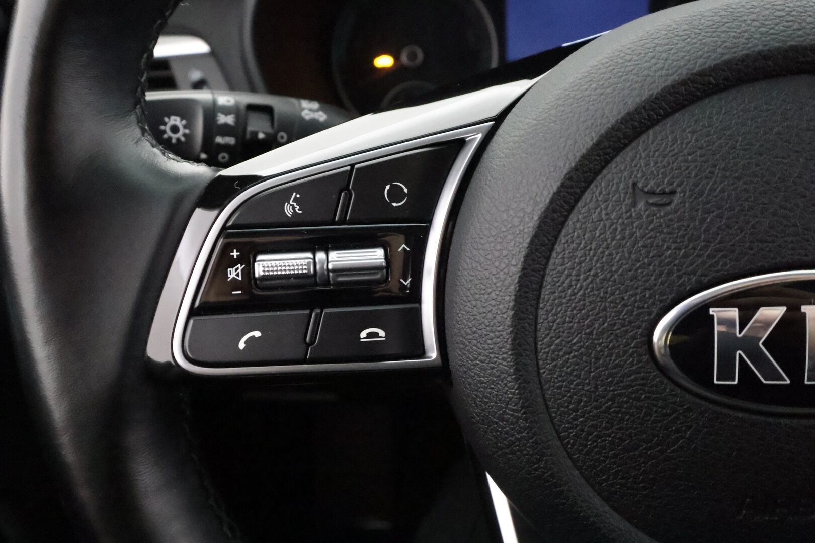 Kia Optima 2021 2,0 GDI PHEV Business Premium SW A/T - | ACC | Koukku | Harman/Kardon | Muistipenkki | Puolinahat | P.kamera | Keyless | Lane Assist | Apple & Android | Lämm. ratti | 1-om suomiauto |