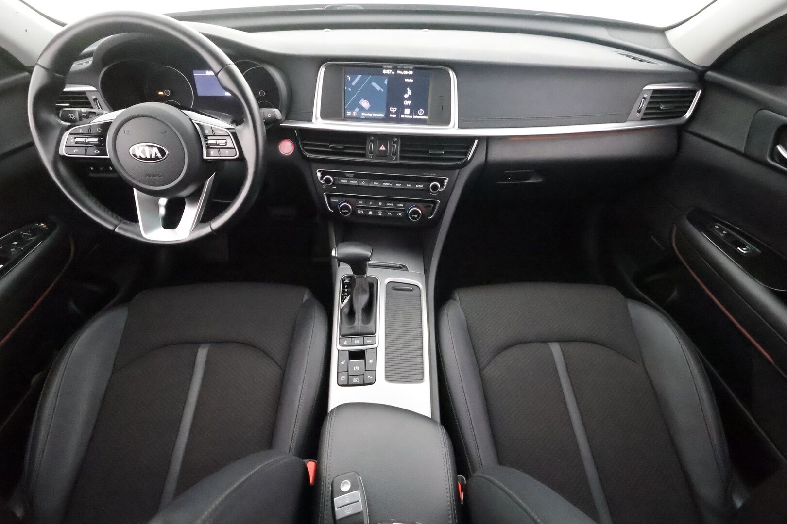 Kia Optima 2021 2,0 GDI PHEV Business Premium SW A/T - | ACC | Koukku | Harman/Kardon | Muistipenkki | Puolinahat | P.kamera | Keyless | Lane Assist | Apple & Android | Lämm. ratti | 1-om suomiauto |