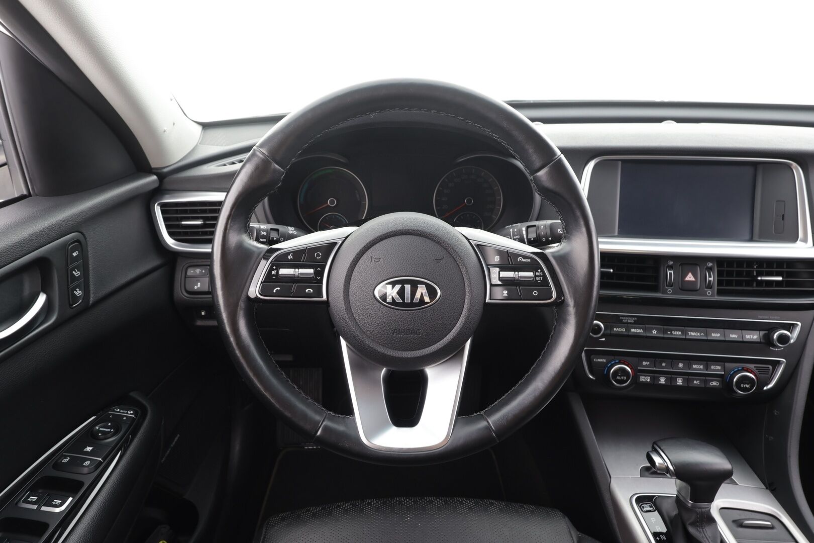 Kia Optima 2021 2,0 GDI PHEV Business Luxury SW A/T - | ACC | 360° | Koukku | Harman/Kardon | Ilm. sähkönahat | Muistipenkki | BSW | LKA | LED | Sähk. takaluukku | Merkkihuollot | 1-Om Suomiauto | ALV | 