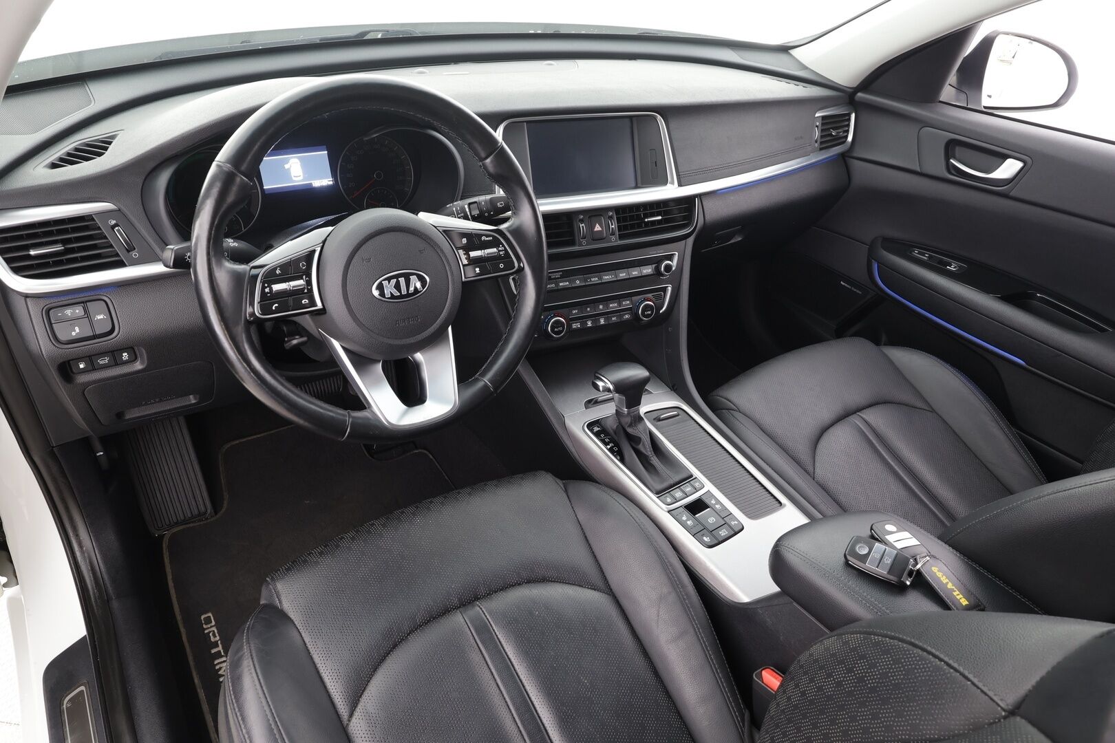 Kia Optima 2021 2,0 GDI PHEV Business Luxury SW A/T - | ACC | 360° | Koukku | Harman/Kardon | Ilm. sähkönahat | Muistipenkki | BSW | LKA | LED | Sähk. takaluukku | Merkkihuollot | 1-Om Suomiauto | ALV | 