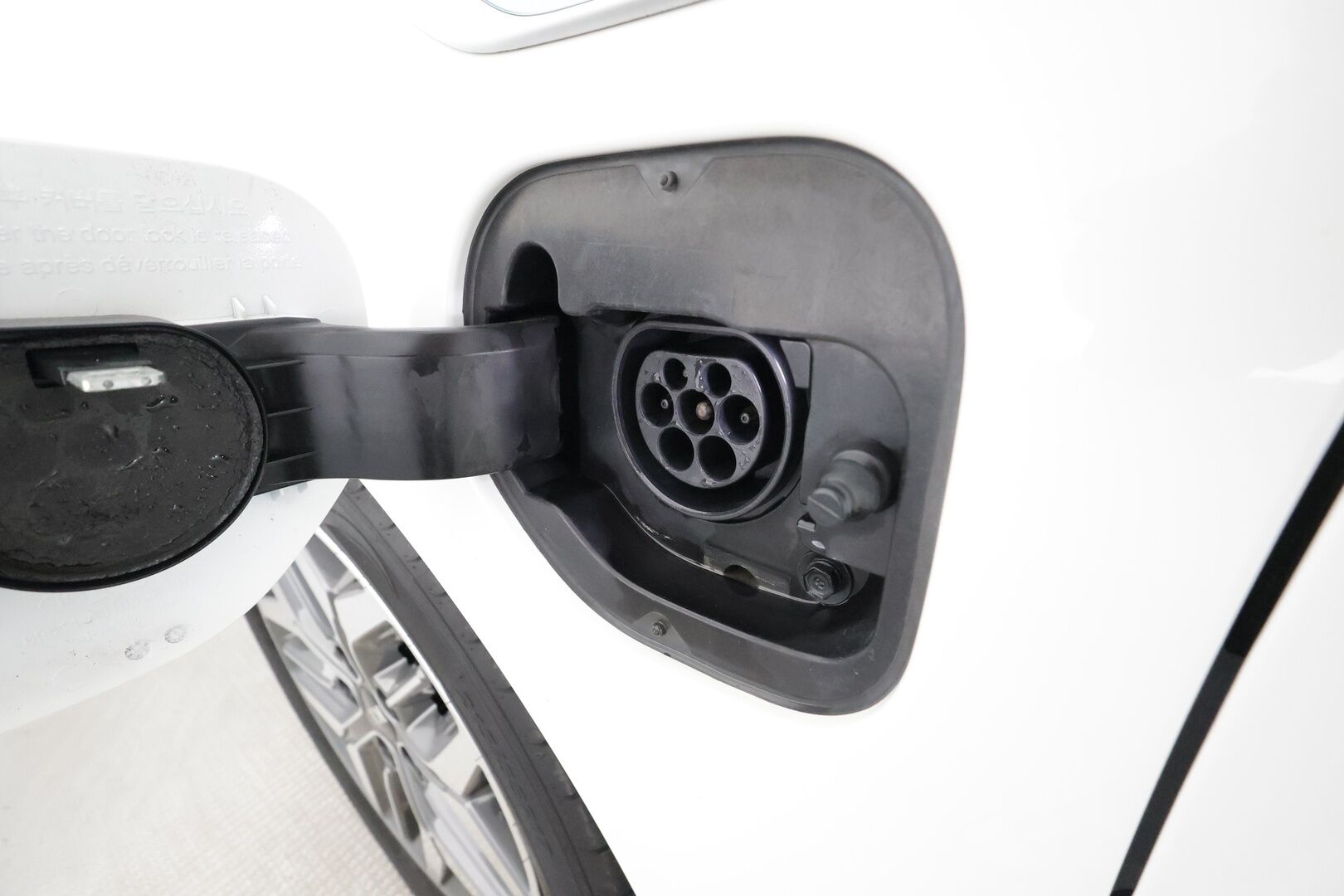 Kia Optima 2020 2,0 GDI PHEV Business Premium SW A/T - | ACC | Webasto | Harman/Kardon | Muistipenkki | Puolinahat | P.kamera | Keyless | LED | Lane Assist | FCW | Apple & Android | Lämm. ratti | - KORKO VAIN 3,99 %
