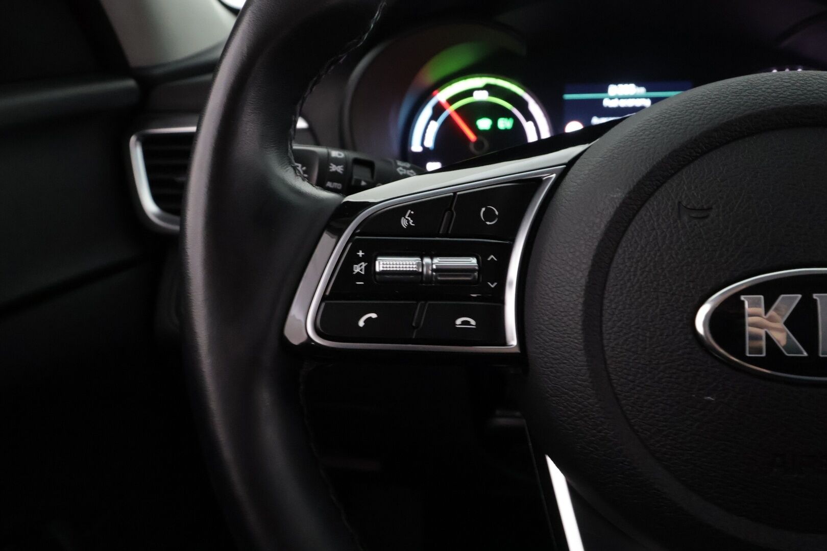 Kia Optima 2020 2,0 GDI PHEV Business Premium SW A/T - | ACC | Webasto | Muistipenkki | H/K | P.Kamera | LED | Puolinahat | Keyless | Apple&Android | 1.Om Suomi-auto | Kahdet Renkaat | Merkkihuollettu |