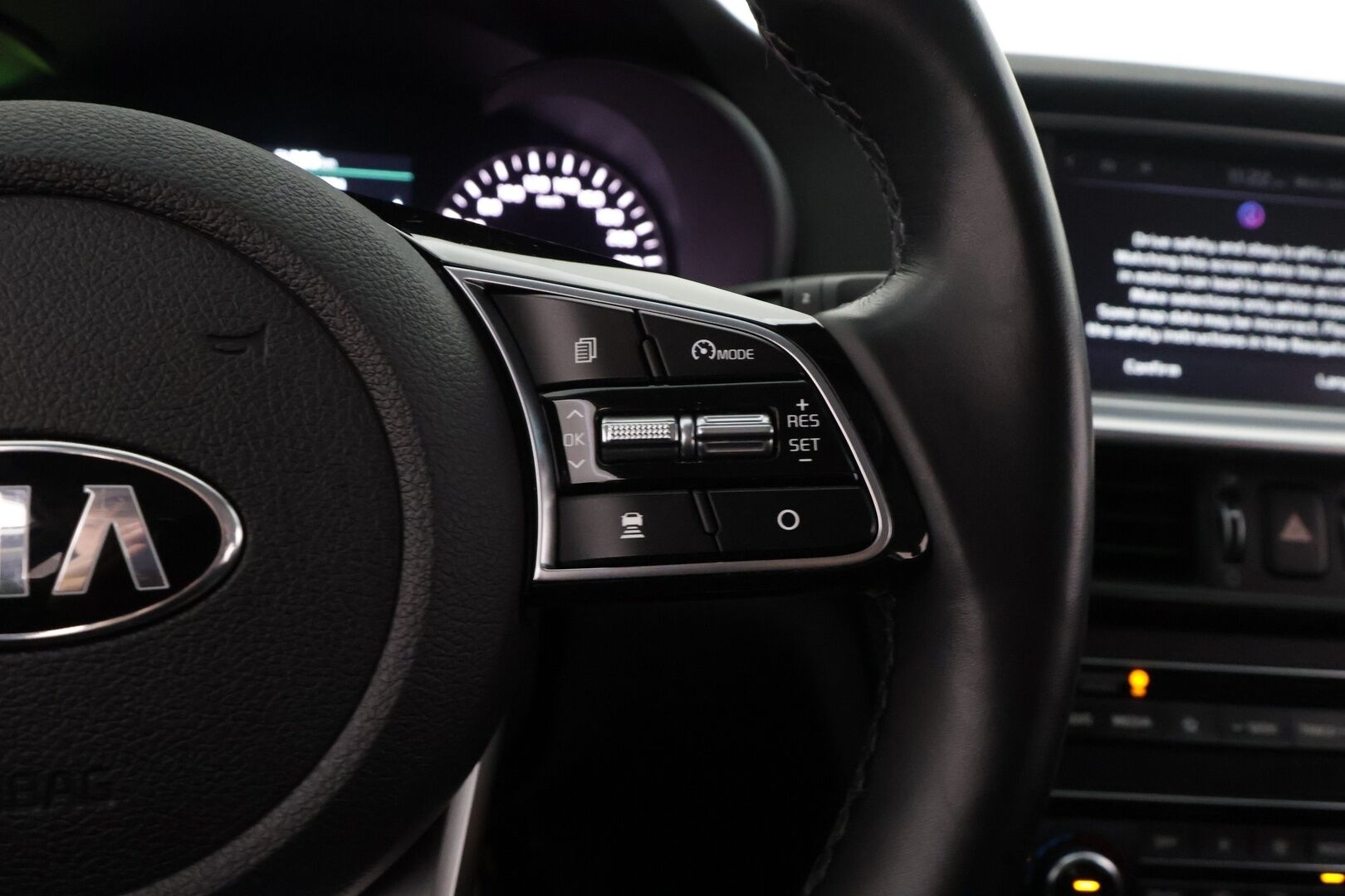 Kia Optima 2020 2,0 GDI PHEV Business Premium SW A/T - | ACC | Webasto | Muistipenkki | H/K | P.Kamera | LED | Puolinahat | Keyless | Apple&Android | 1.Om Suomi-auto | Kahdet Renkaat | Merkkihuollettu |