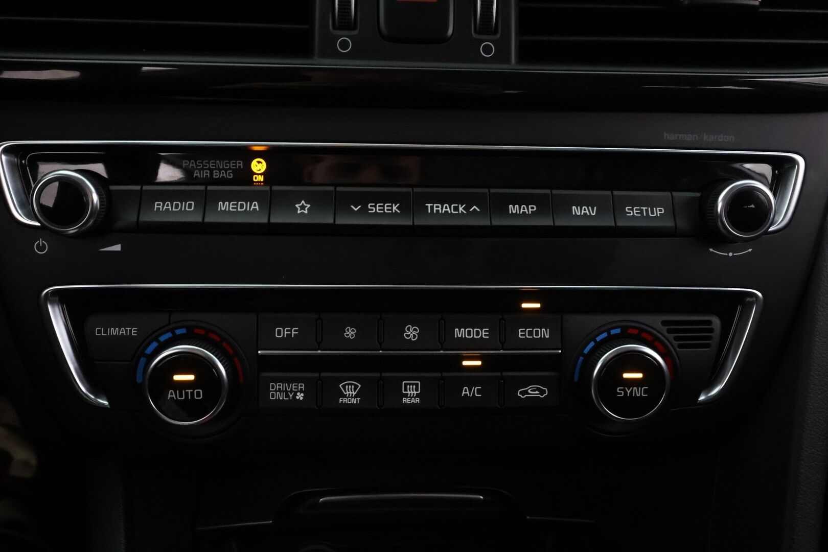 Kia Optima 2020 2,0 GDI PHEV Business Premium SW A/T - | ACC | Webasto | Muistipenkki | H/K | P.Kamera | LED | Puolinahat | Keyless | Apple&Android | 1.Om Suomi-auto | Kahdet Renkaat | Merkkihuollettu |