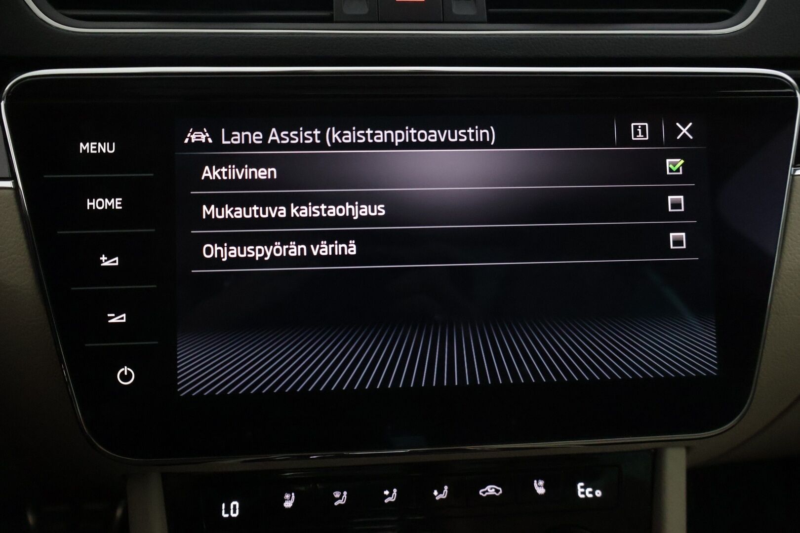 Skoda Superb 2020 Combi 1,4 TSI PHEV L&K iV DSG Aut. - | Webasto | Ilmastoidut Muistipenkit | Panorama | Koukku | Peruutuskamera | Nahat | Adapt.Vakkari | Matrix-LED |