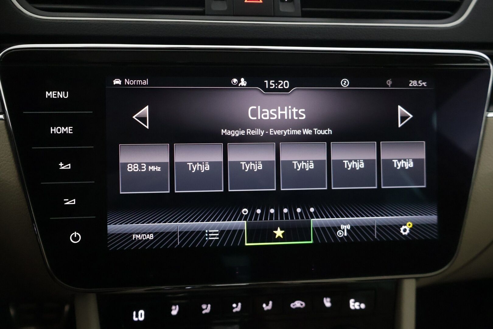 Skoda Superb 2020 Combi 1,4 TSI PHEV L&K iV DSG Aut. - | Webasto | Ilmastoidut Muistipenkit | Panorama | Koukku | Peruutuskamera | Nahat | Adapt.Vakkari | Matrix-LED |
