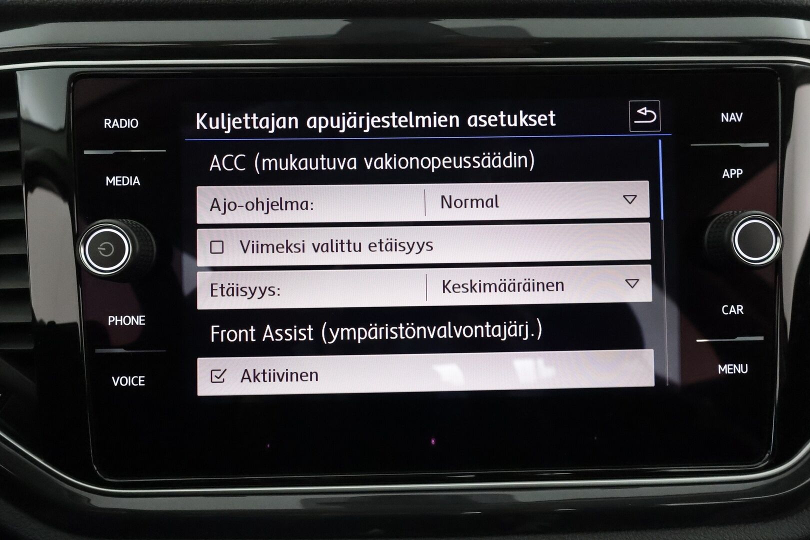 Volkswagen T-Roc 2020 Sport 1,5 TSI EVO 110 kW DSG-automaatti - 1Om Suomiauto / Webasto / Adapt.Vakkari / Digimittari / Adapt.LED / Navi / KeylessGo / Sähköluukku / Hyvin varusteltu!