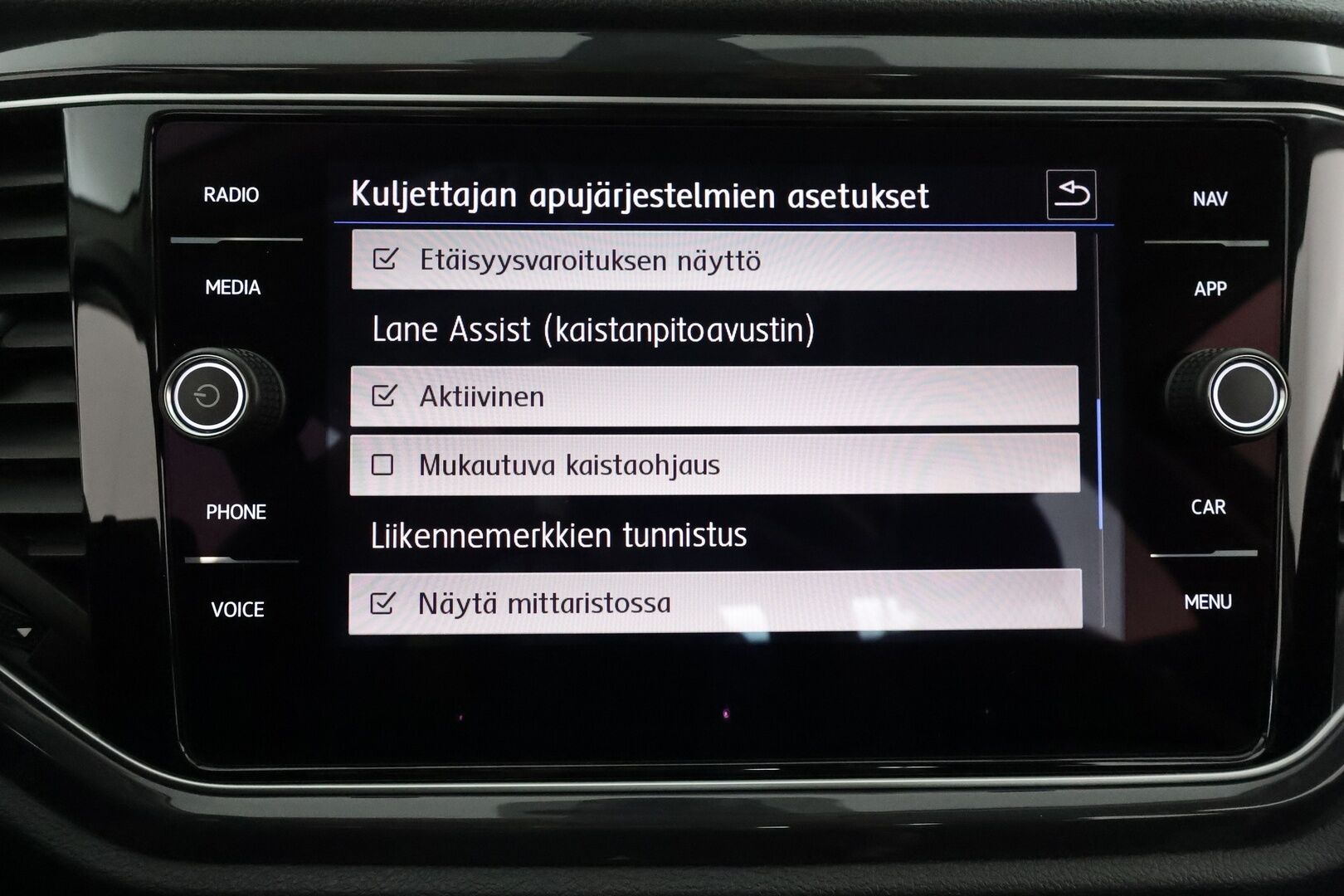 Volkswagen T-Roc 2020 Sport 1,5 TSI EVO 110 kW DSG-automaatti - 1Om Suomiauto / Webasto / Adapt.Vakkari / Digimittari / Adapt.LED / Navi / KeylessGo / Sähköluukku / Hyvin varusteltu!
