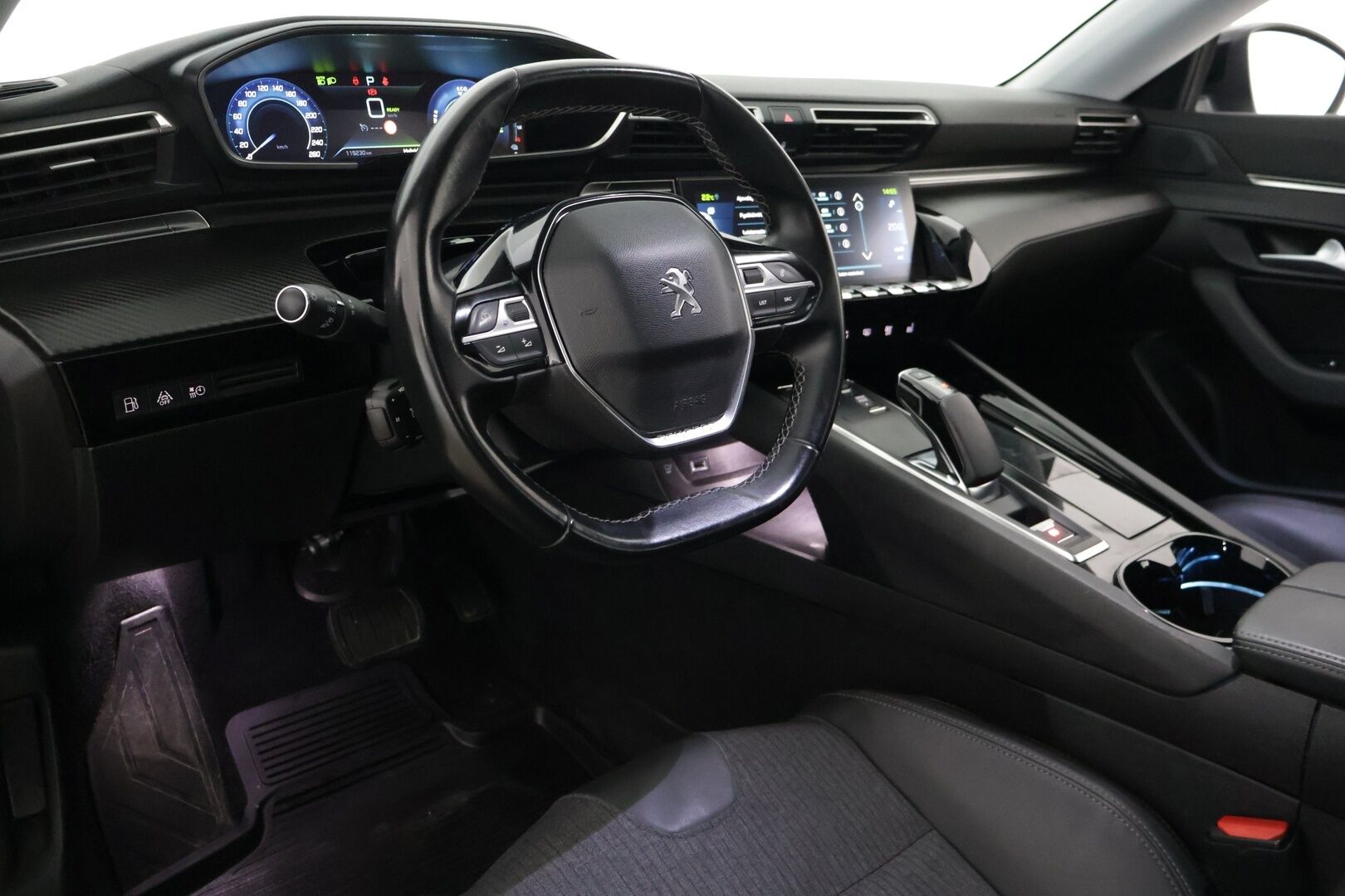 Peugeot 508 2020 SW Allure Hybrid 225 EAT8-automaatti**ACC / Navi / Kaistavahti / Keyless** - *Lisälämmitin / Suomi-auto / Digimittaristo*