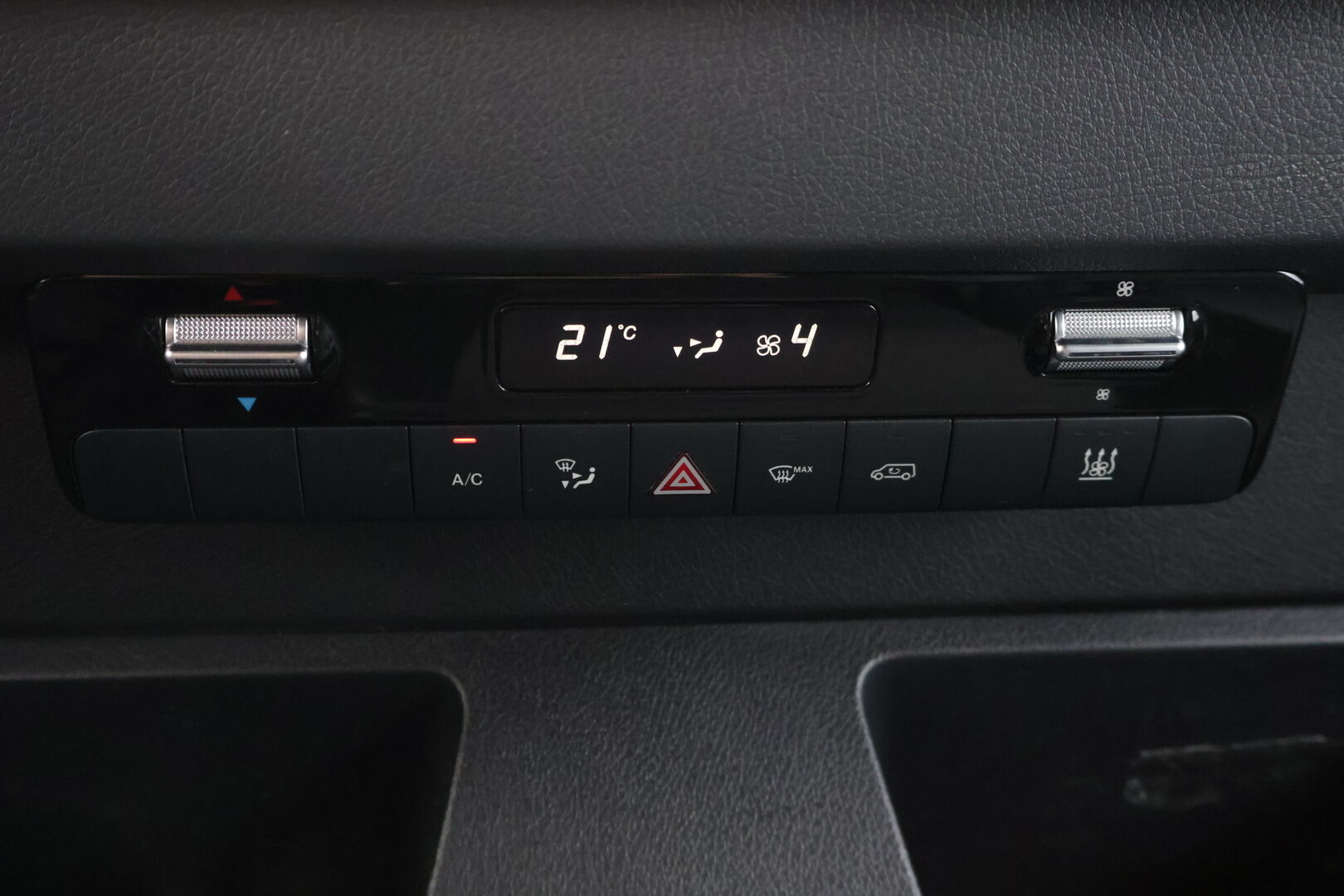 Mercedes-Benz Sprinter 2020 316CDI RWD-3,5/37K keskipitkä A2 A - | 2800kg koukku | 1.OM Suomi-auto | ALV | MBUX | Webasto | P.Kamera | Apple&Android | Puolinahat | Inventteri | Keylessgo |