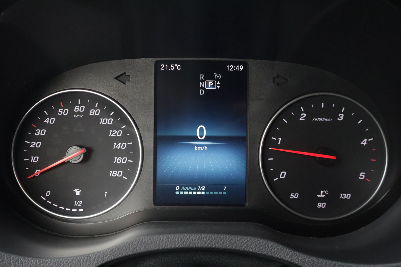 Mercedes-Benz Sprinter 2020 316CDI RWD-3,5/37K keskipitkä A2 A - | 2800kg koukku | 1.OM Suomi-auto | ALV | MBUX | Webasto | P.Kamera | Apple&Android | Puolinahat | Inventteri | Keylessgo |